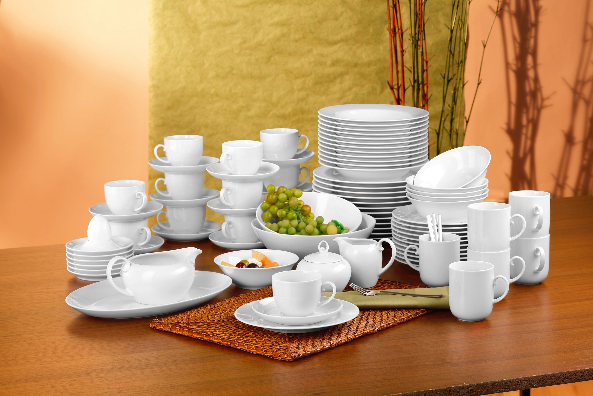 Seltmann Weiden Kombiservice »Service 84-teilig Rondo/Liane, für bis zu 12 Personen«, (Set, 84 tlg.), inkl. Eierbecher, Zuckerdose, Milchkännchen, Sauciere & Servierplatte