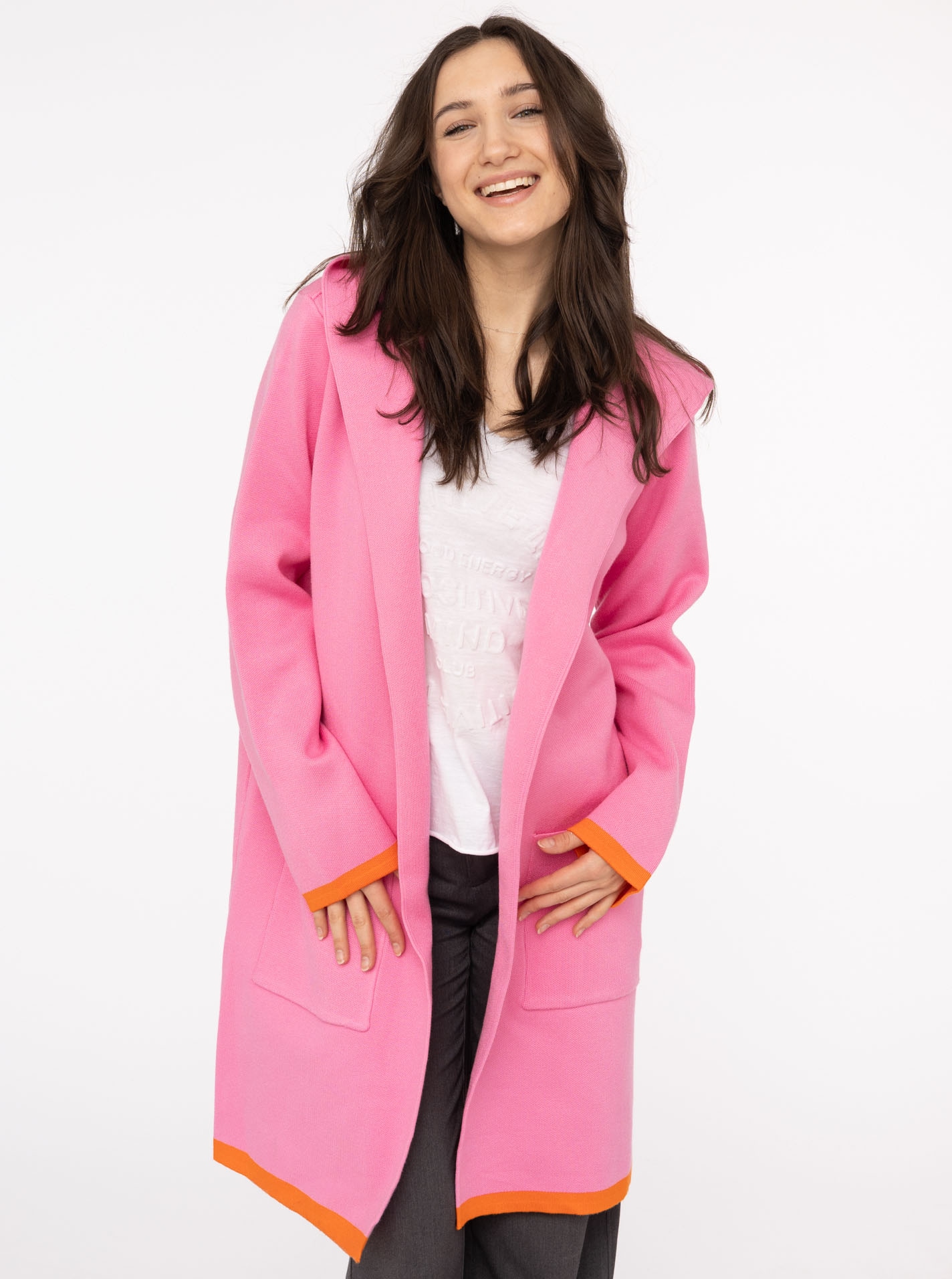Zwillingsherz Strickjacke ""Mona"", Kapuze, Taschen, Kontrast-Kanten, Langa günstig online kaufen