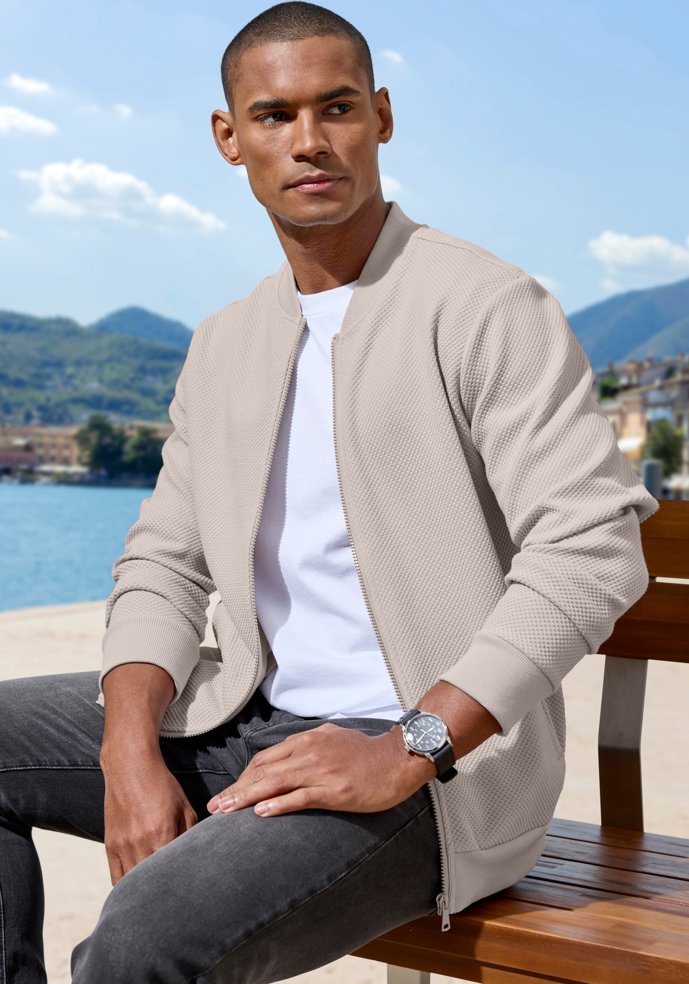 John Devin Sweatjacke »aus Struktur-Qualität, relaxed fit« in Struktur-Qualität, mit Reißverschluss