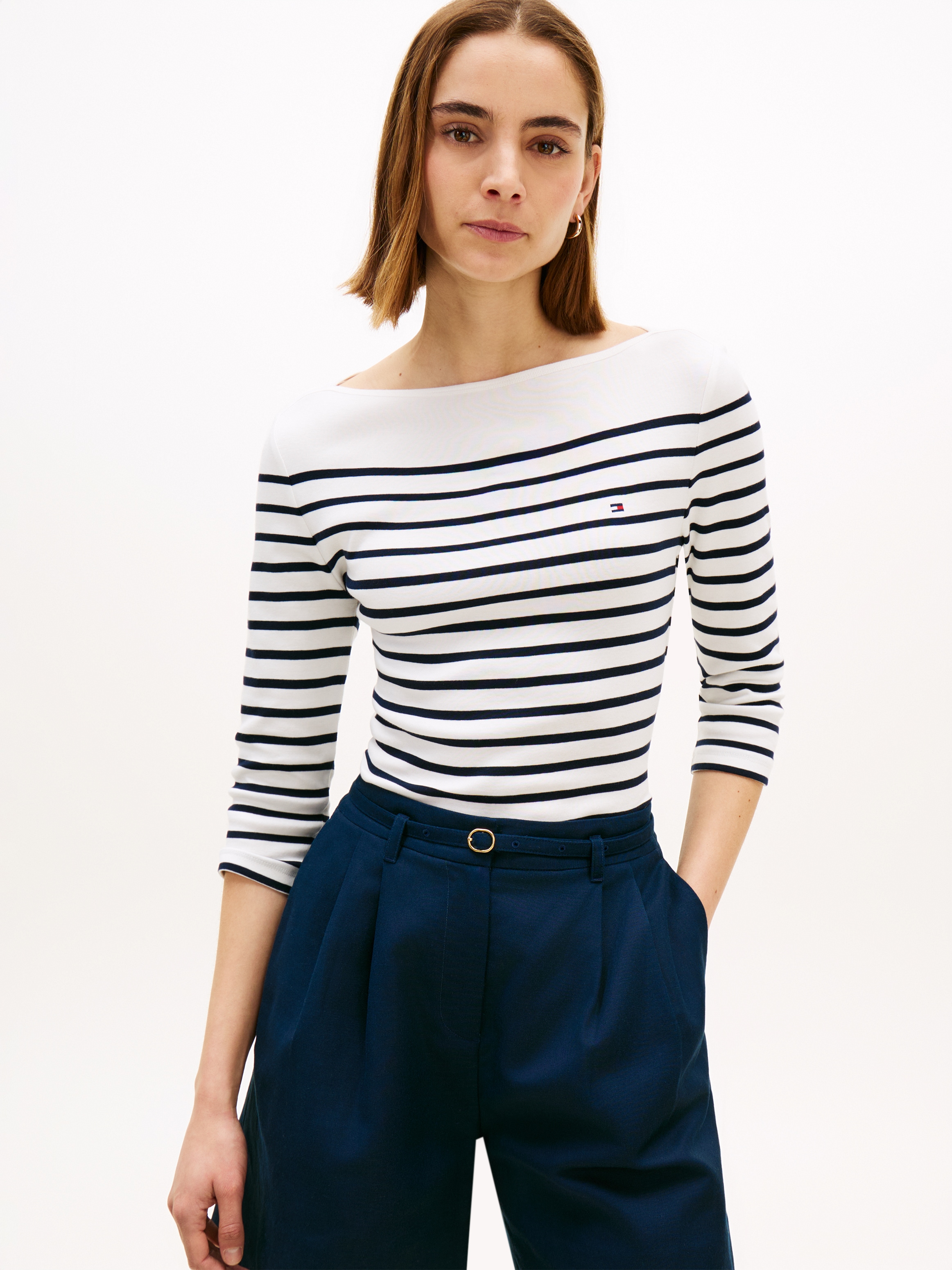 Tommy Hilfiger "NEW CODY SLIM BOAT-NECK" mit Logostickerei