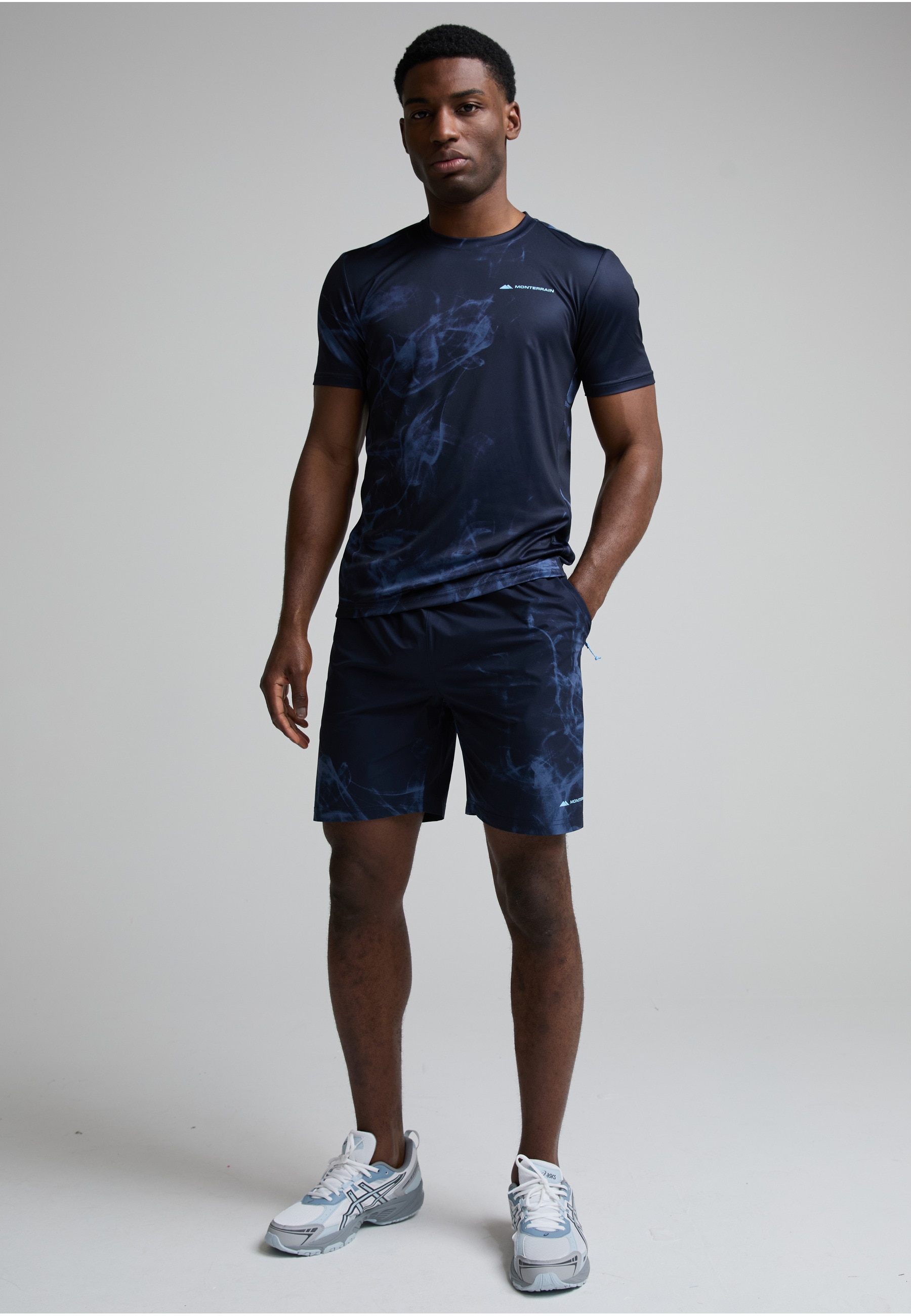 Monterrain Trainingsshorts »Monterrain TRANSCEND WOVEN RUNNING SHORT«