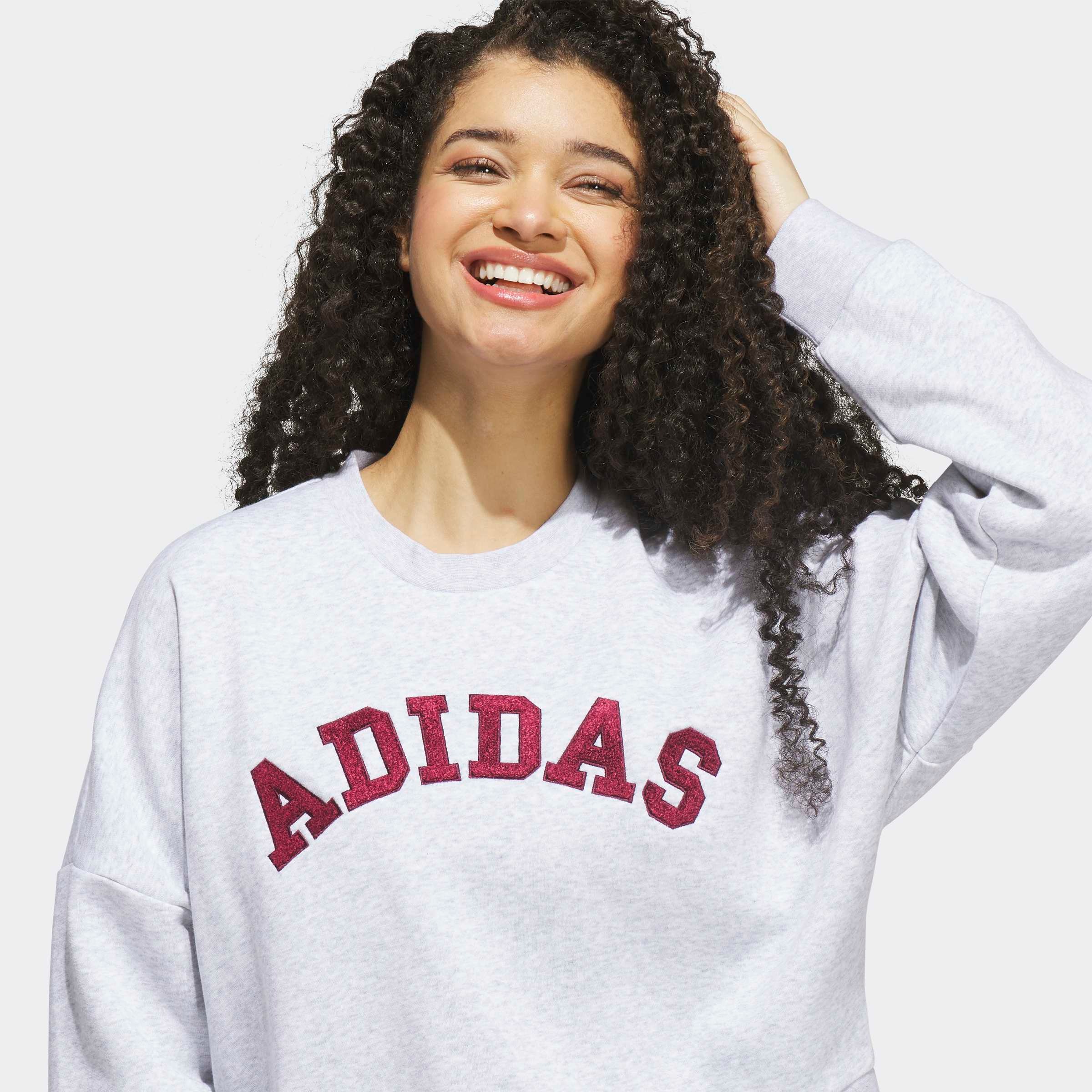 adidas Sportswear Sweatshirt »CHENILLE LOGO GRAFIK«
