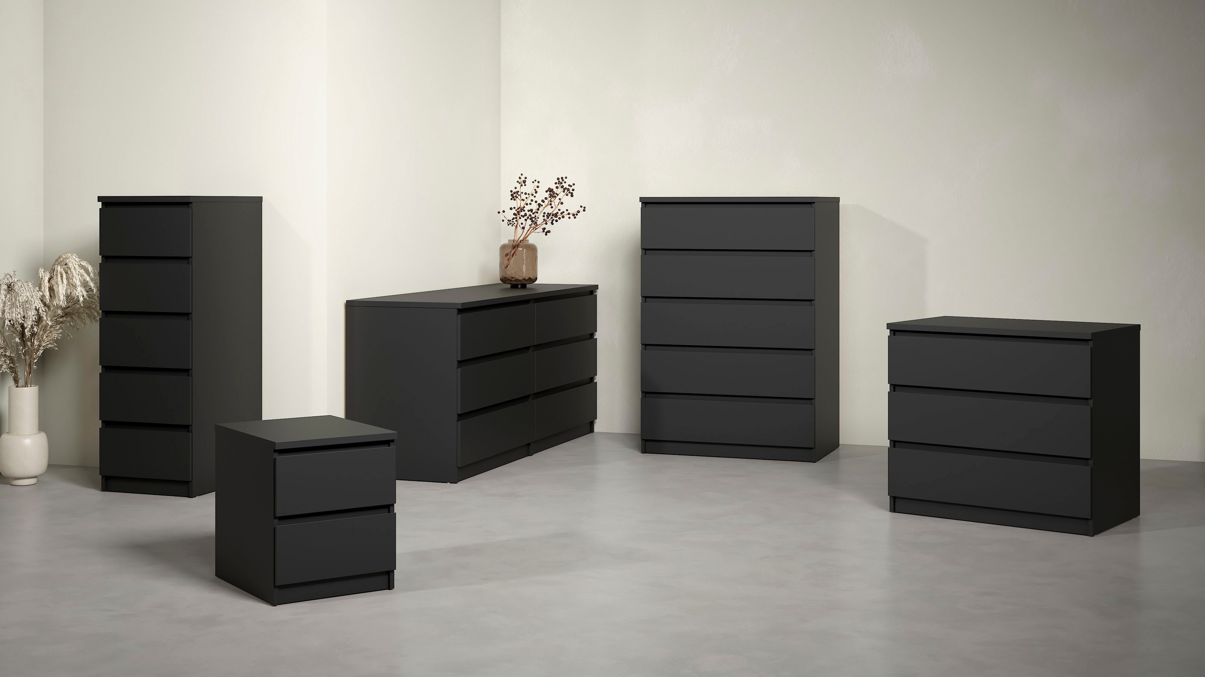 INOSIGN Kommode »Naia«, abgerundete Schubladenkanten auf Metallgleiter, Breite 77 cm