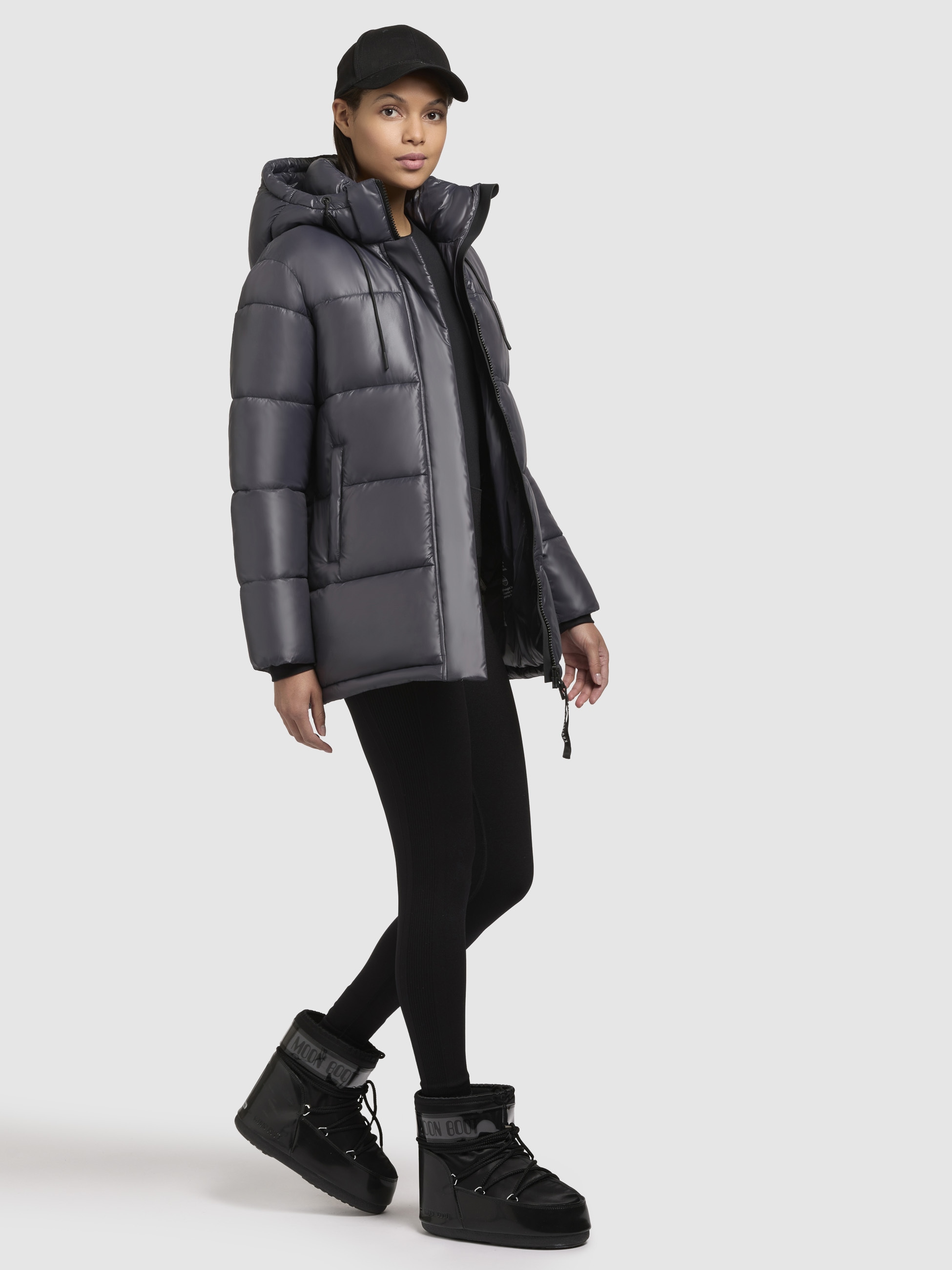 khujo Steppjacke »WORD3 SATIN«, mit Kapuze