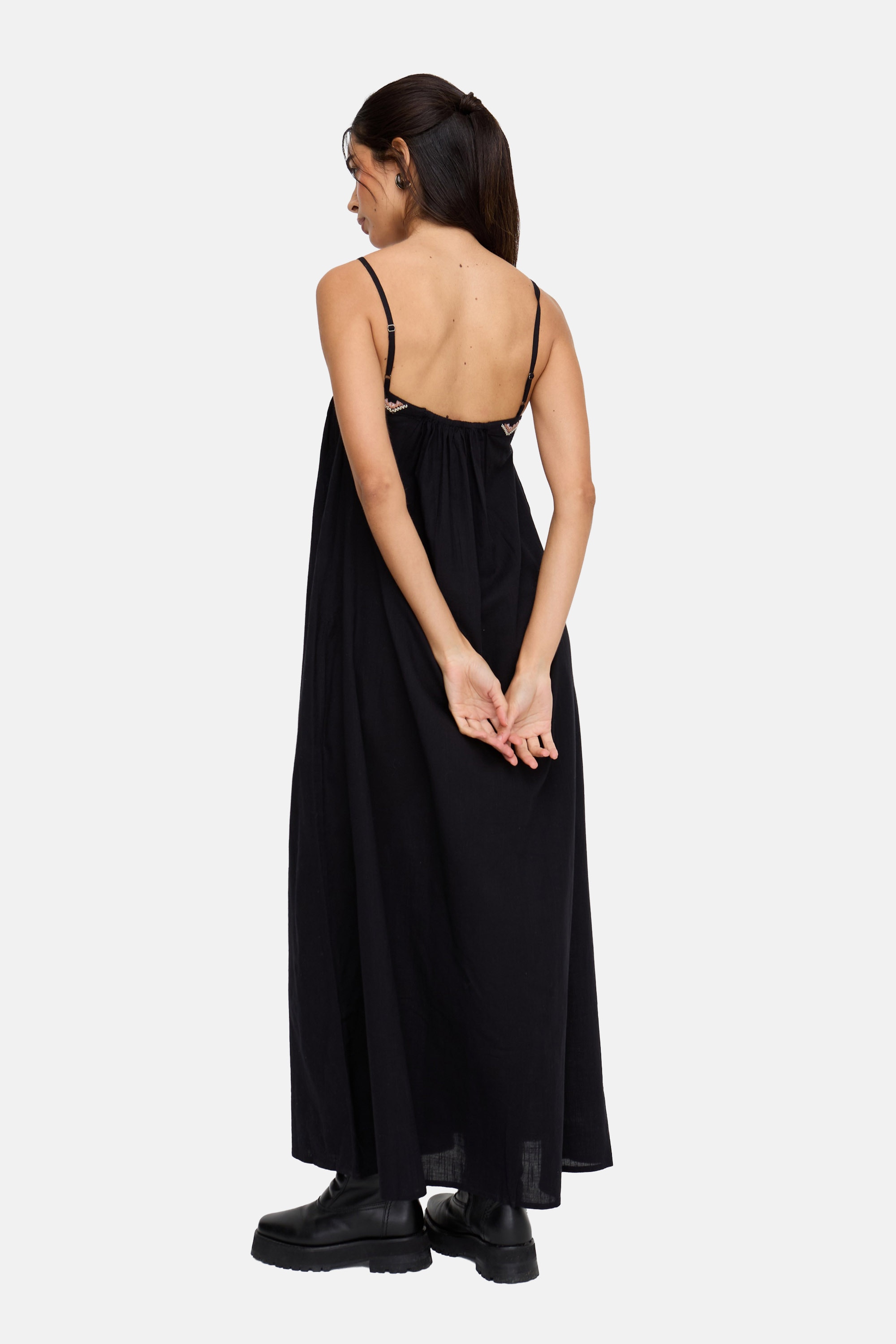 RAFFYA Midikleid »Sapphire Spaghetti Strap Embroidered Maxi Dress Damen«