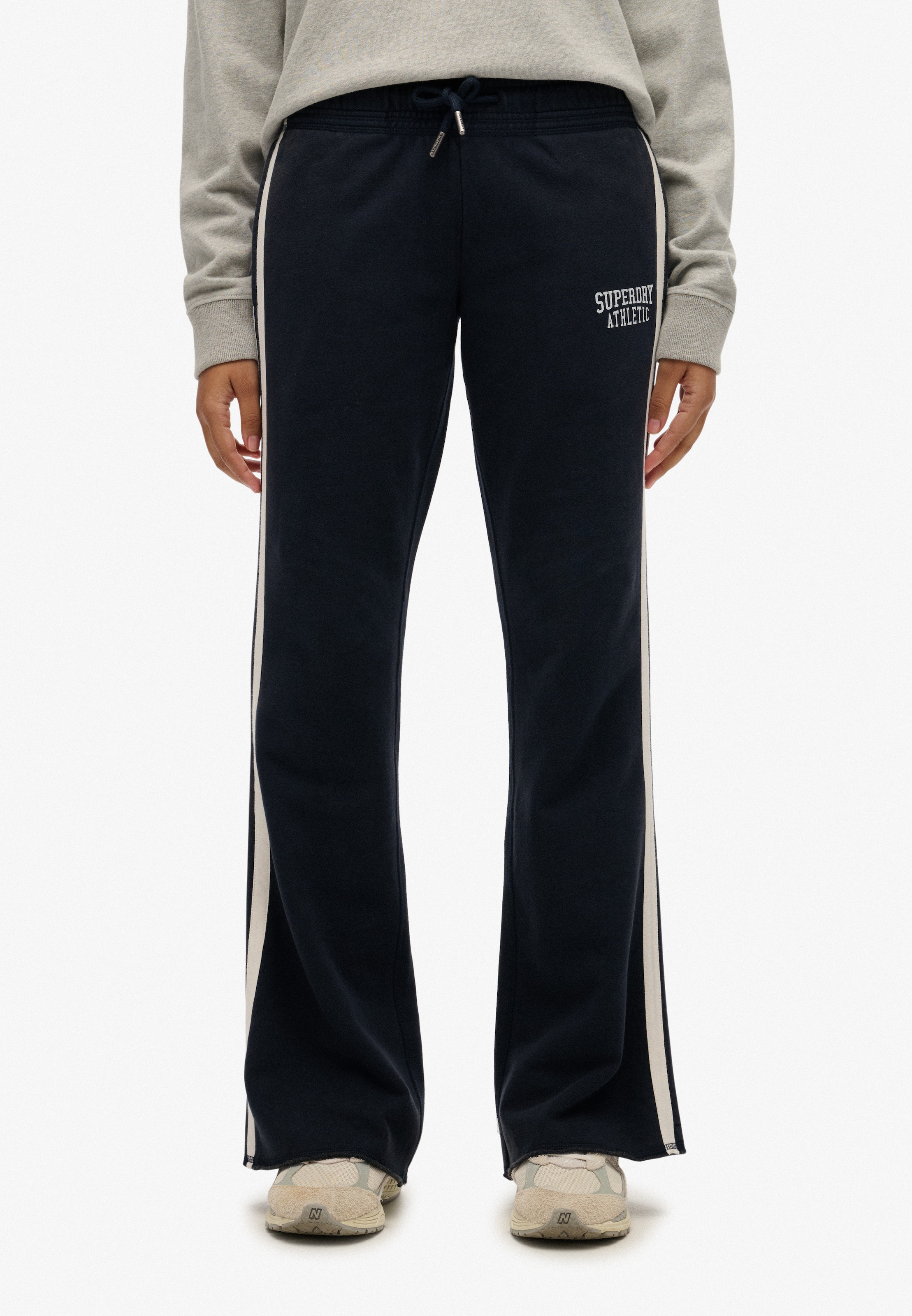 Superdry Sweathose "ATHLETIC STRIPE FLARE JOGGER" günstig online kaufen