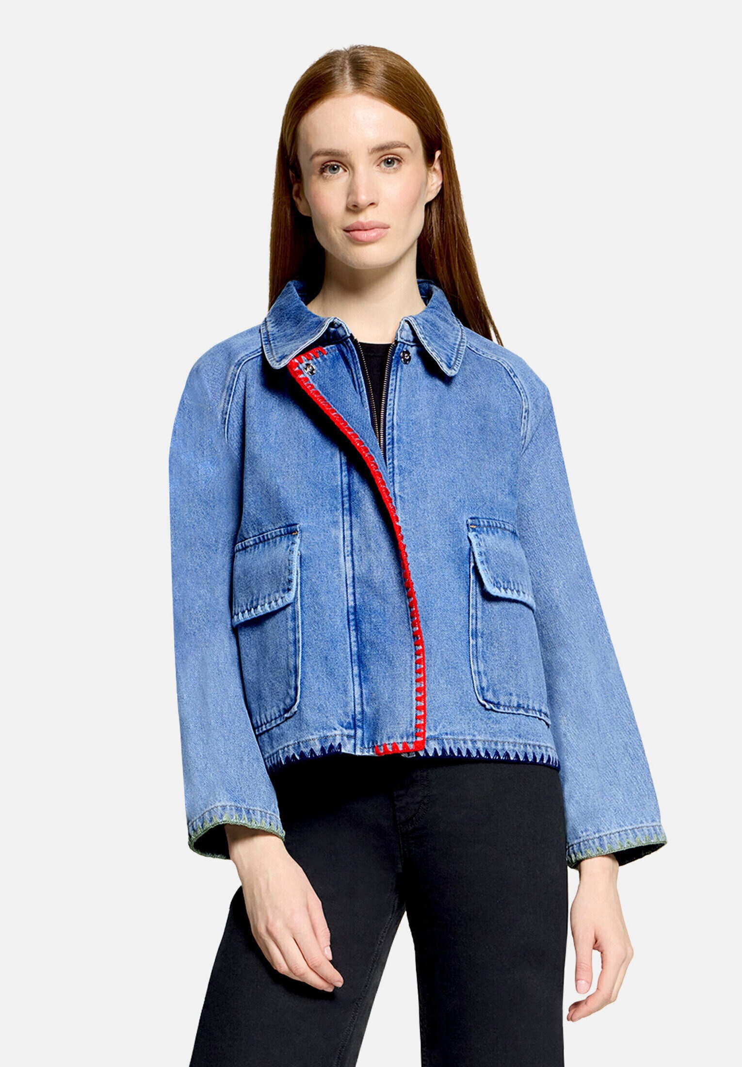 Amber & June Jeansjacke »Damen mit aufgesetzten Taschen«