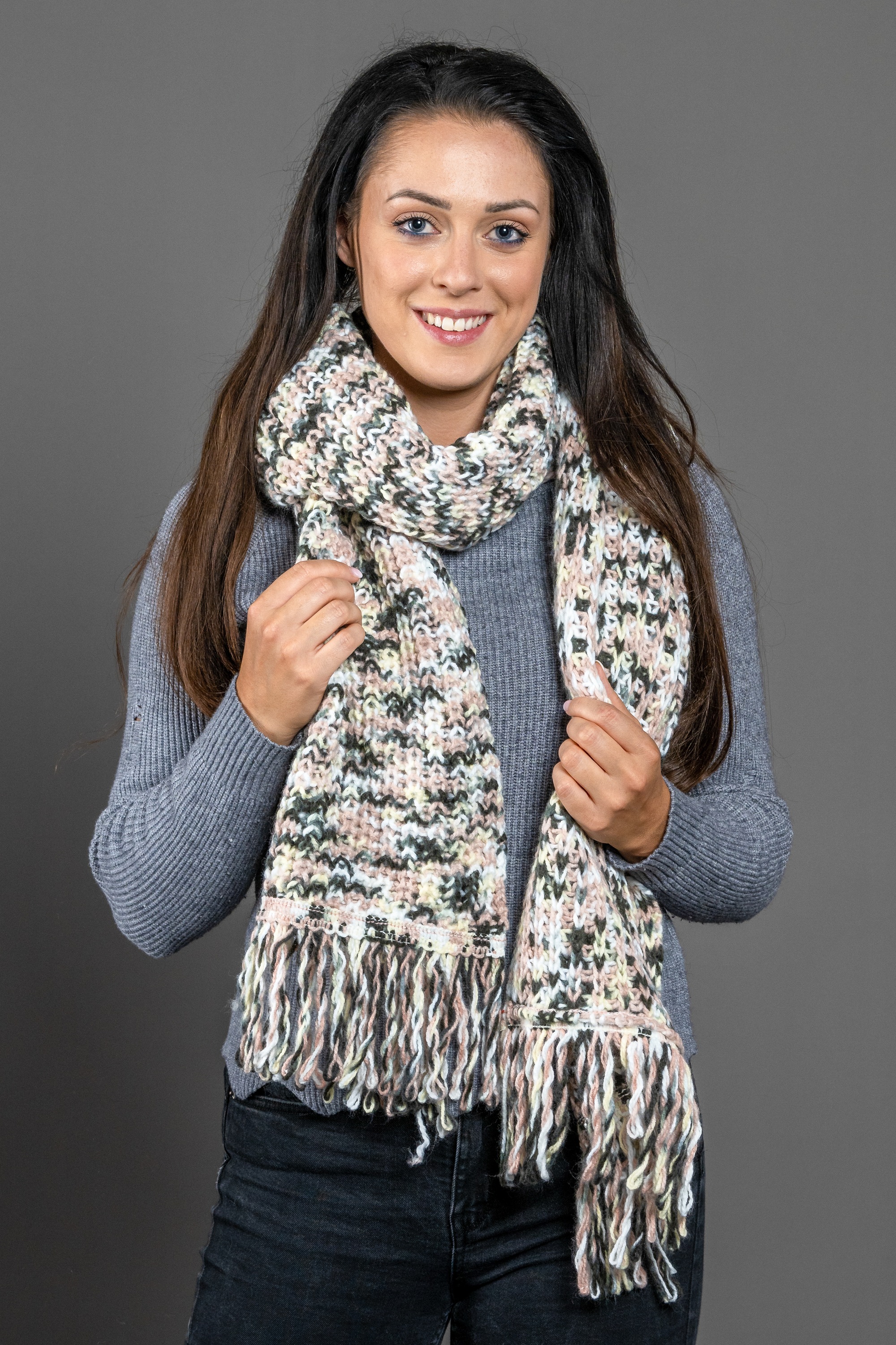 COLLEZIONE ALESSANDRO Wollschal "Becky" 1 Stk. kuschelweich, mit Fransen günstig online kaufen