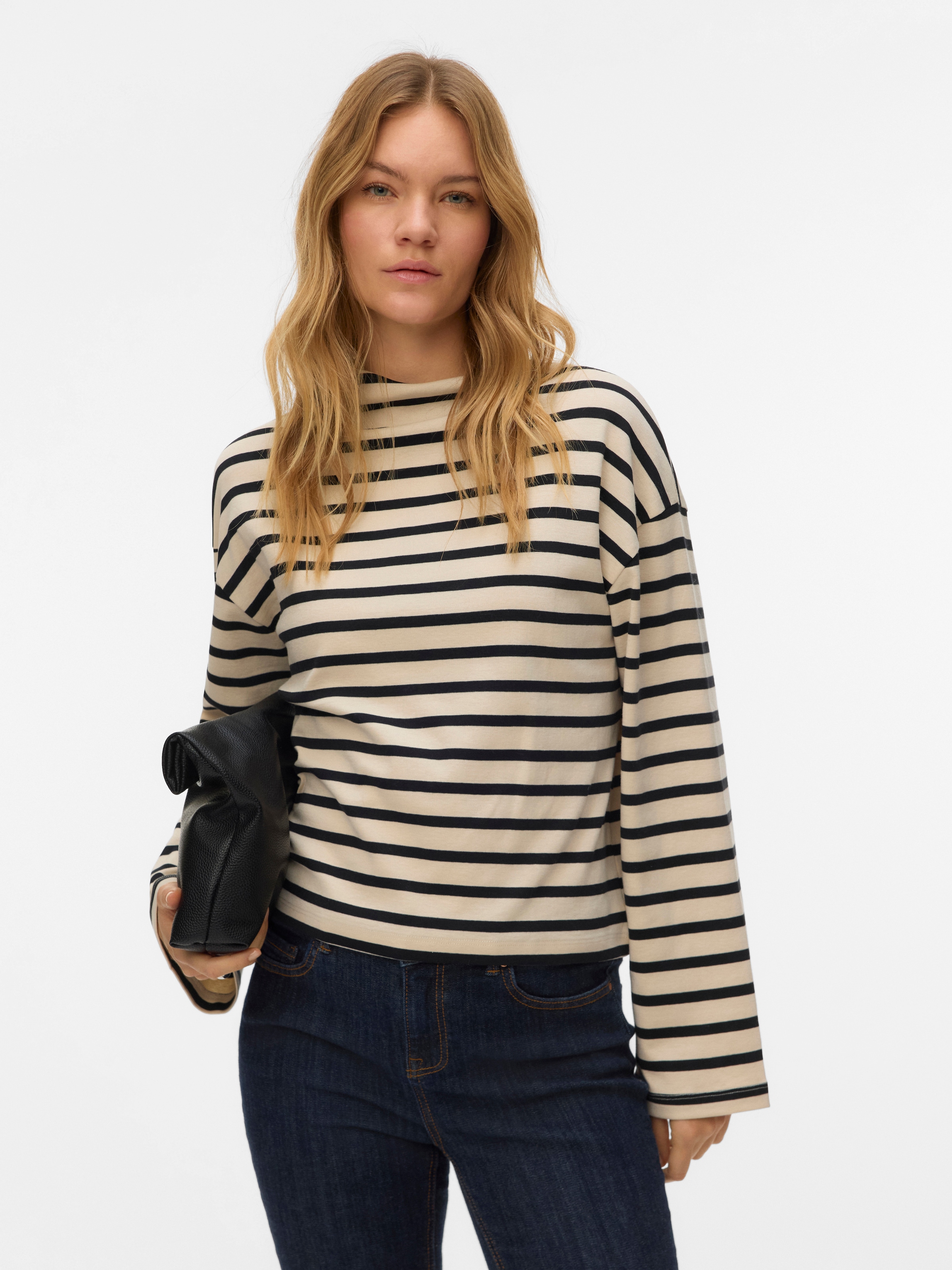 Vero Moda Langarmshirt "VMURENA LS OVERSIZED FUNNEL NECK TOP JRS" mit Tromp günstig online kaufen
