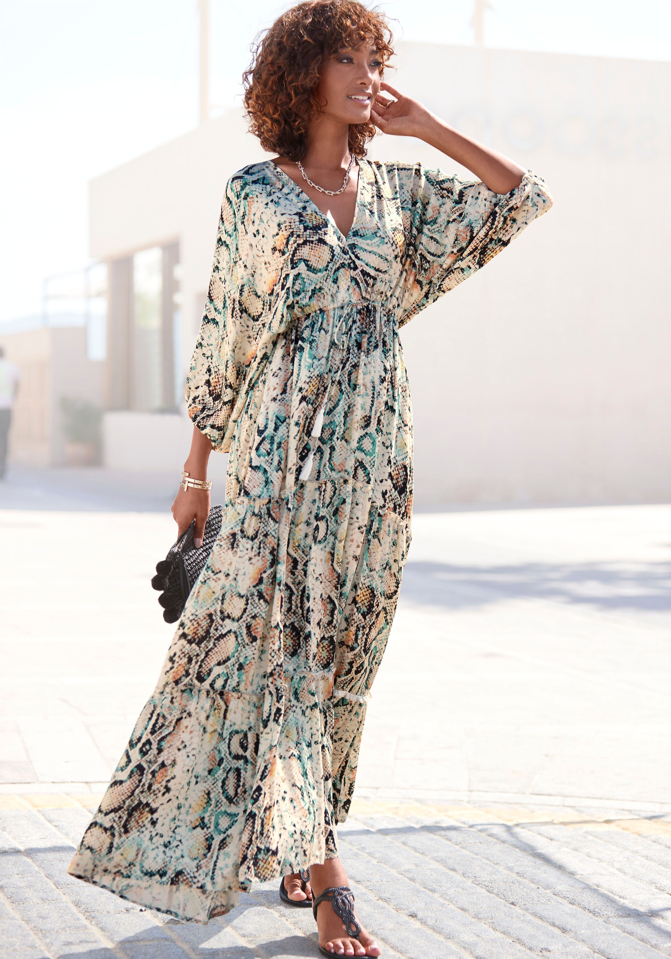 Buffalo Maxikleid "mit Schlangenmuster, aus leichter Webware, Boho-Kleid" Ohne Taschen Luftiges Sommerkleid, Tunikakleid, Druckkleid, Festival, casual-chic