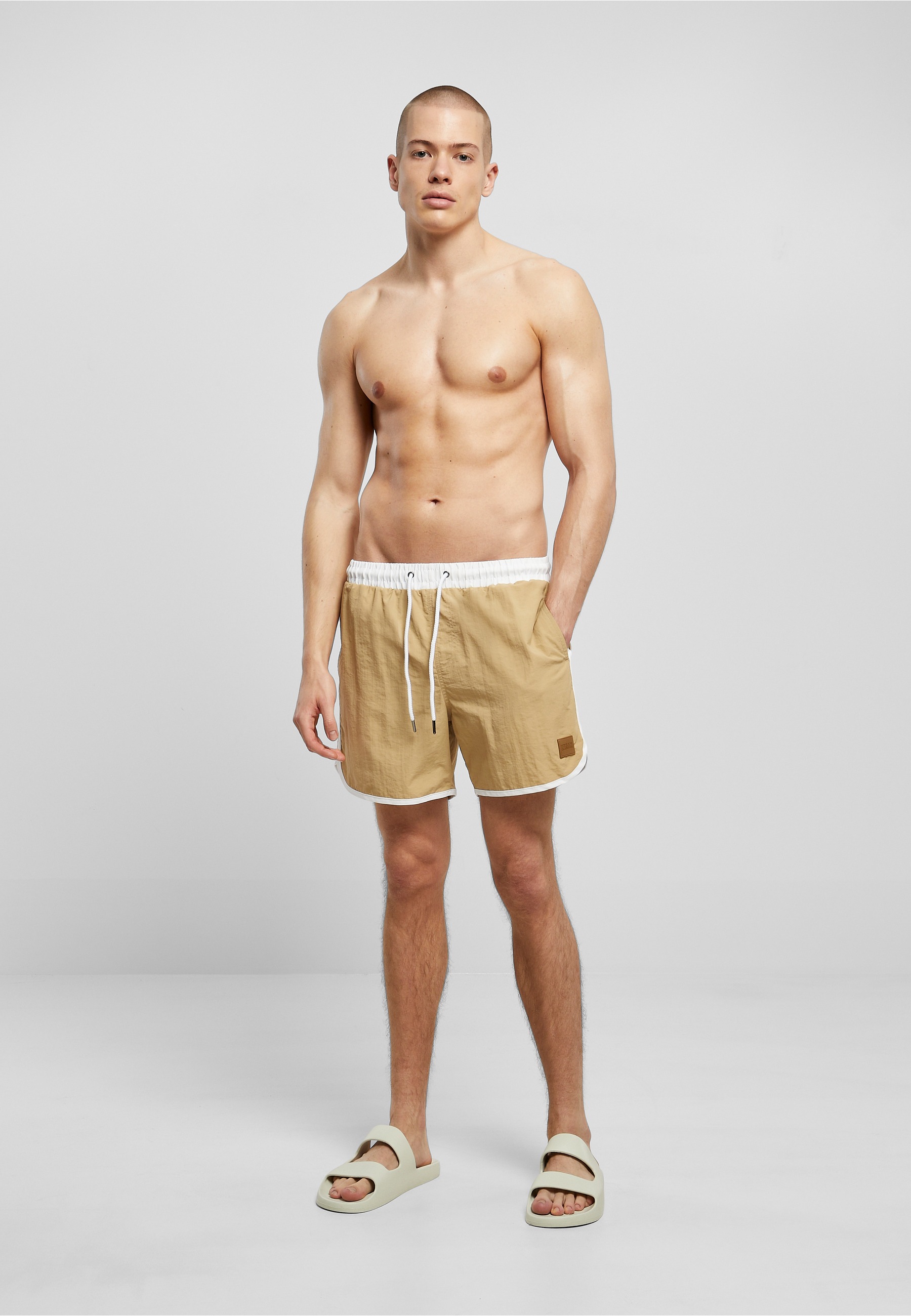 URBAN CLASSICS Badeshorts »Urban Classics Herren Retro Swimshorts«