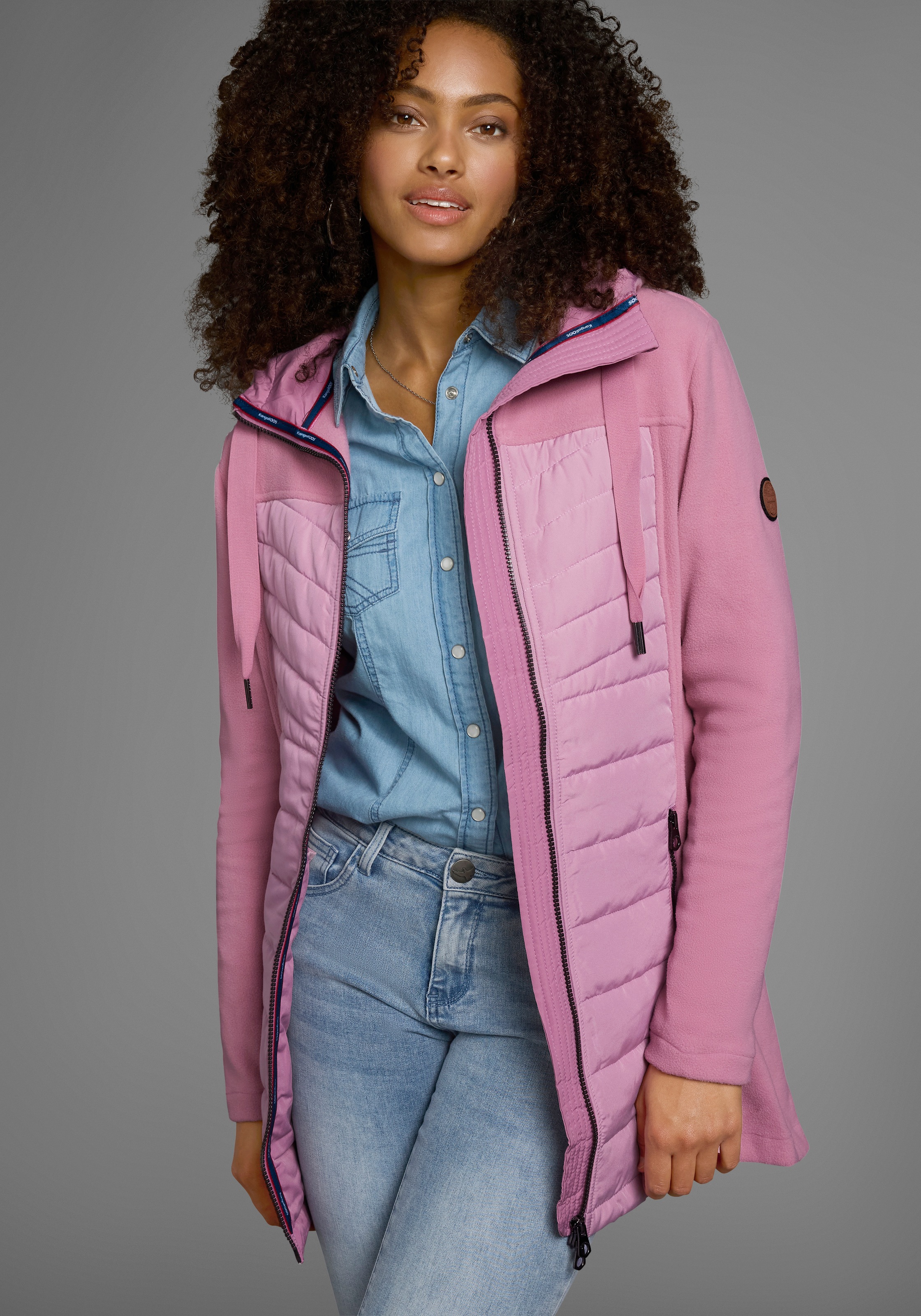 KangaROOS Langjacke, mit Kapuze, leichter Webstoff, figurbetonter Schnitt, günstig online kaufen