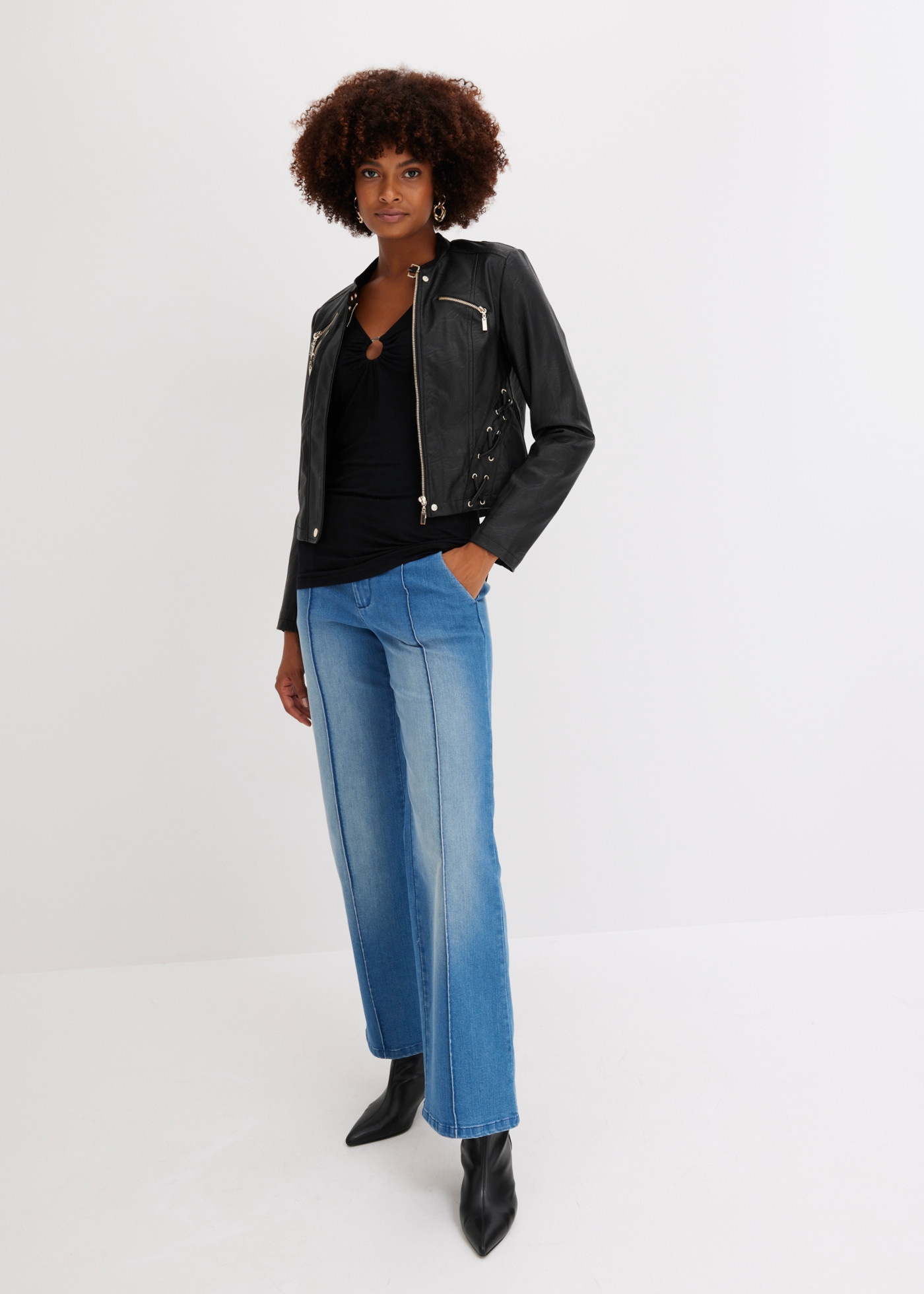 bonprix Langarmshirt schmale Passform, mit Ring-Detail am Ausschnitt