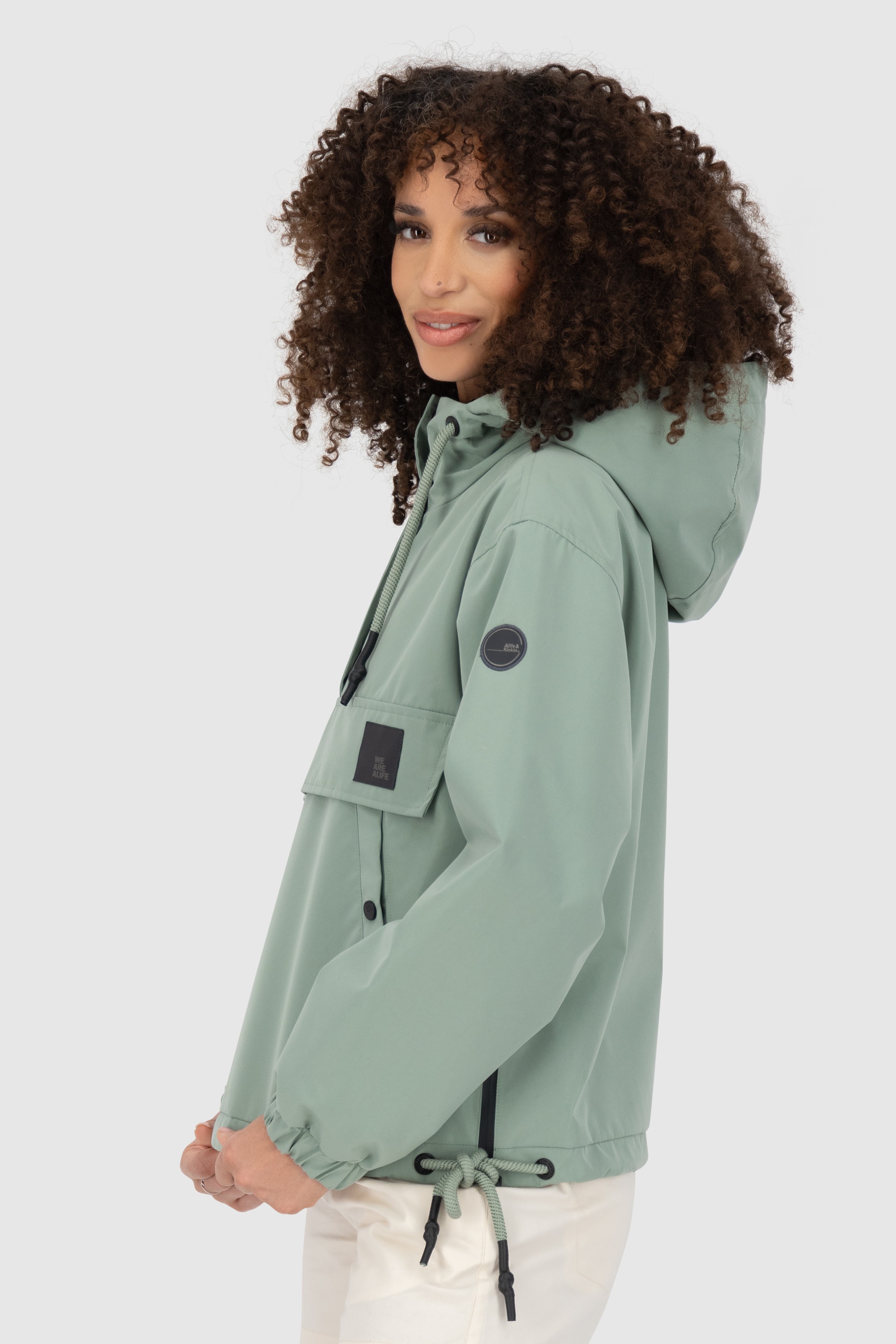 Alife & Kickin Sommerjacke »NIVIAAKA«, mit Kapuze