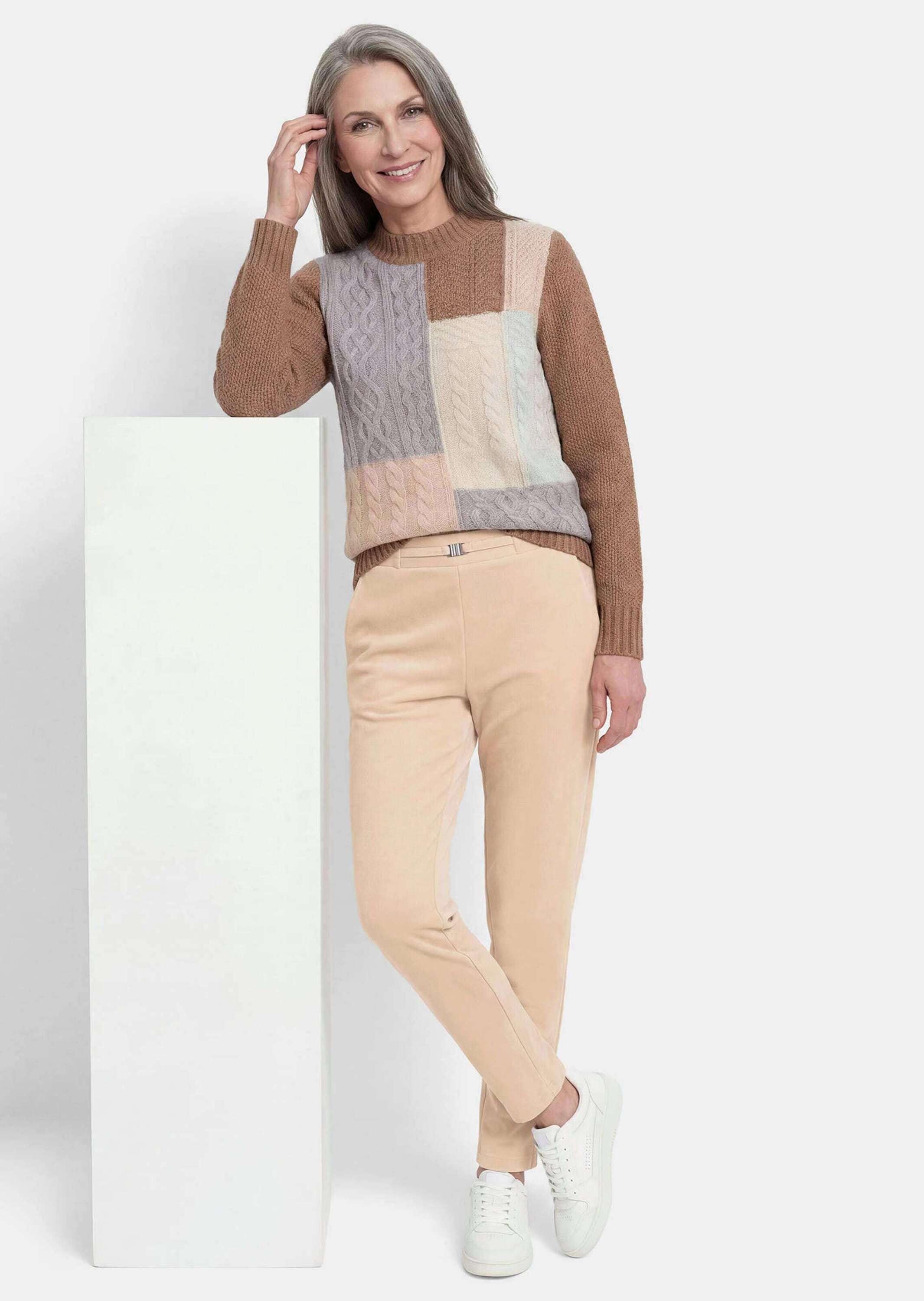 GOLDNER Stoffhose »Kurzgröße Cordhose SARA mit Taschen«  Zierteil am Bund