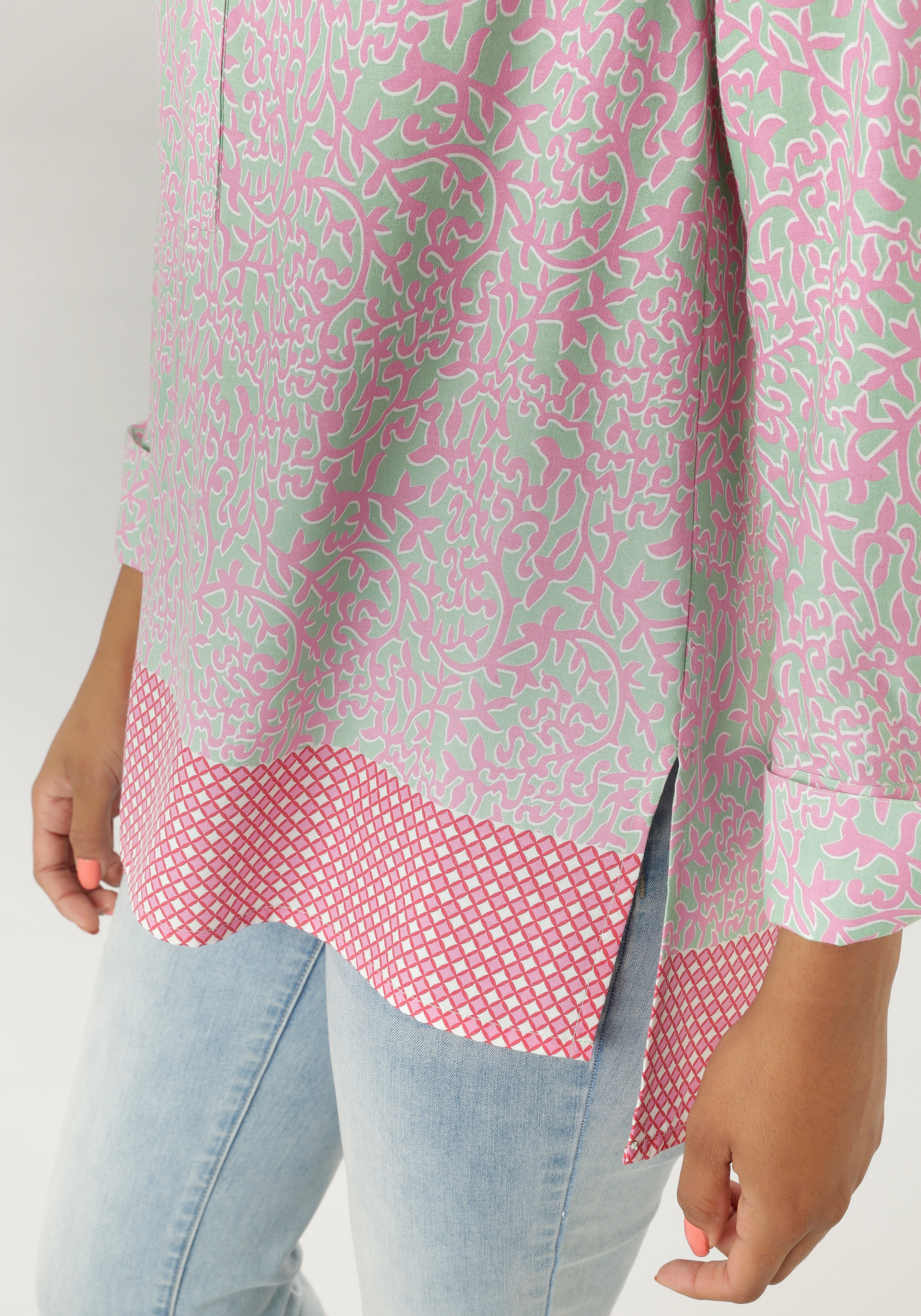 Aniston SELECTED Longbluse, mit Rankenmusterung und Bordürendruck am Saum - NEUE KOLLEKTION