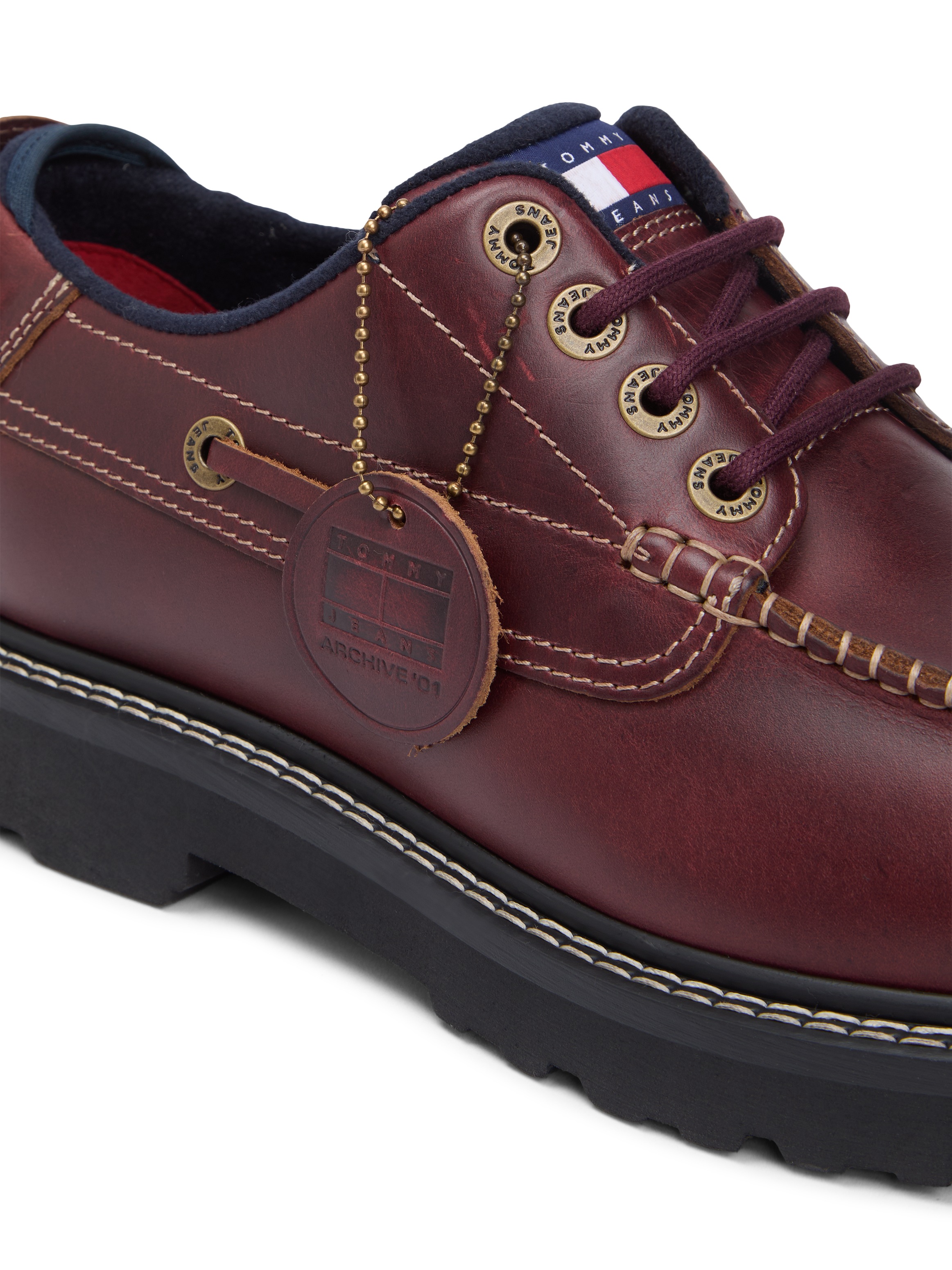 Thumbnail - Tommy Jeans Bootsschuh "ARCHIVE 01 BOAT SHOE LEATHER" Bootsschuh, Halbschuh mit Kontrast-Rahmennaht