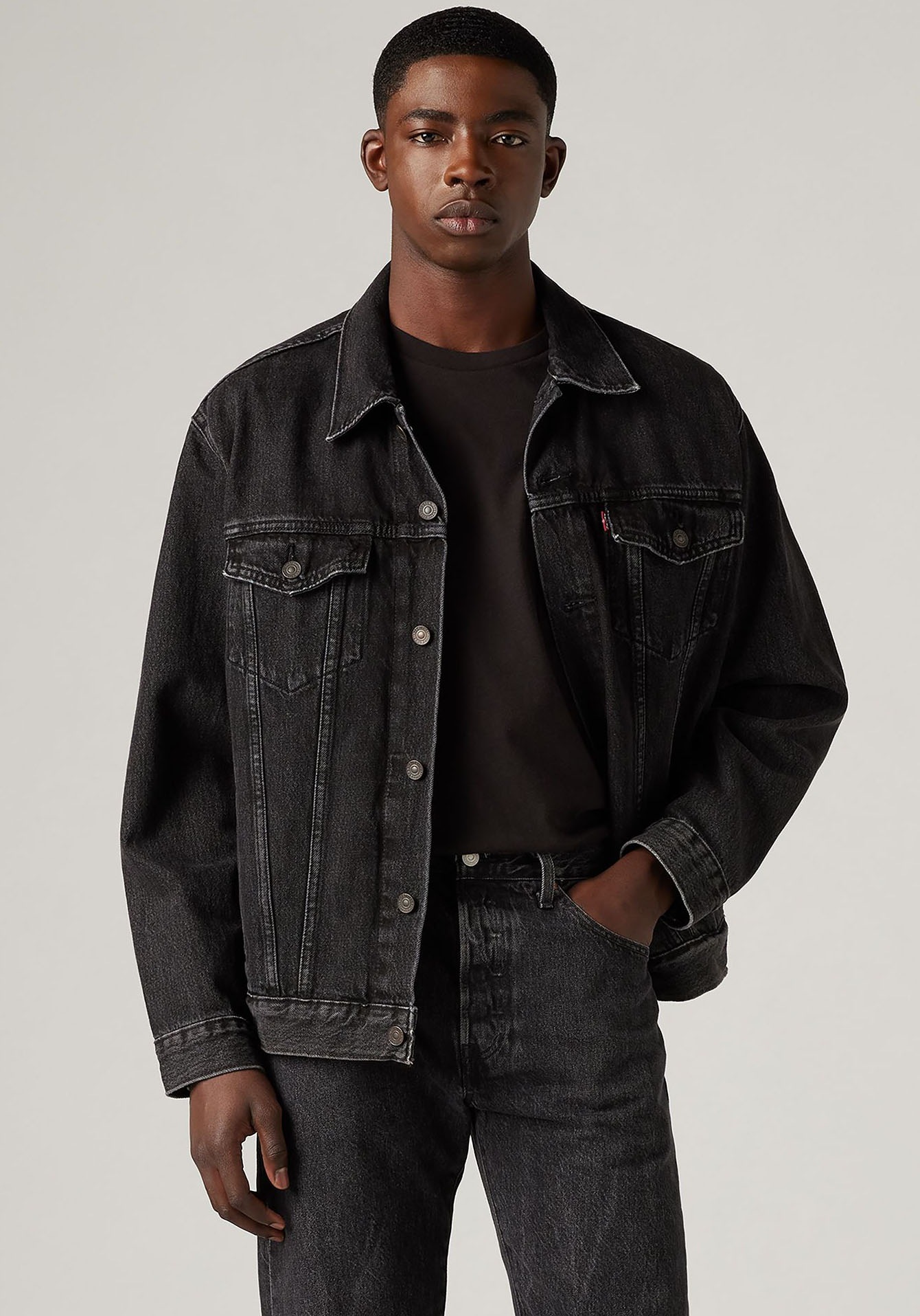 Levis Jeansjacke "VINTAGE FIT TRUCKER JKT", ohne Kapuze, mit Knopfleiste günstig online kaufen