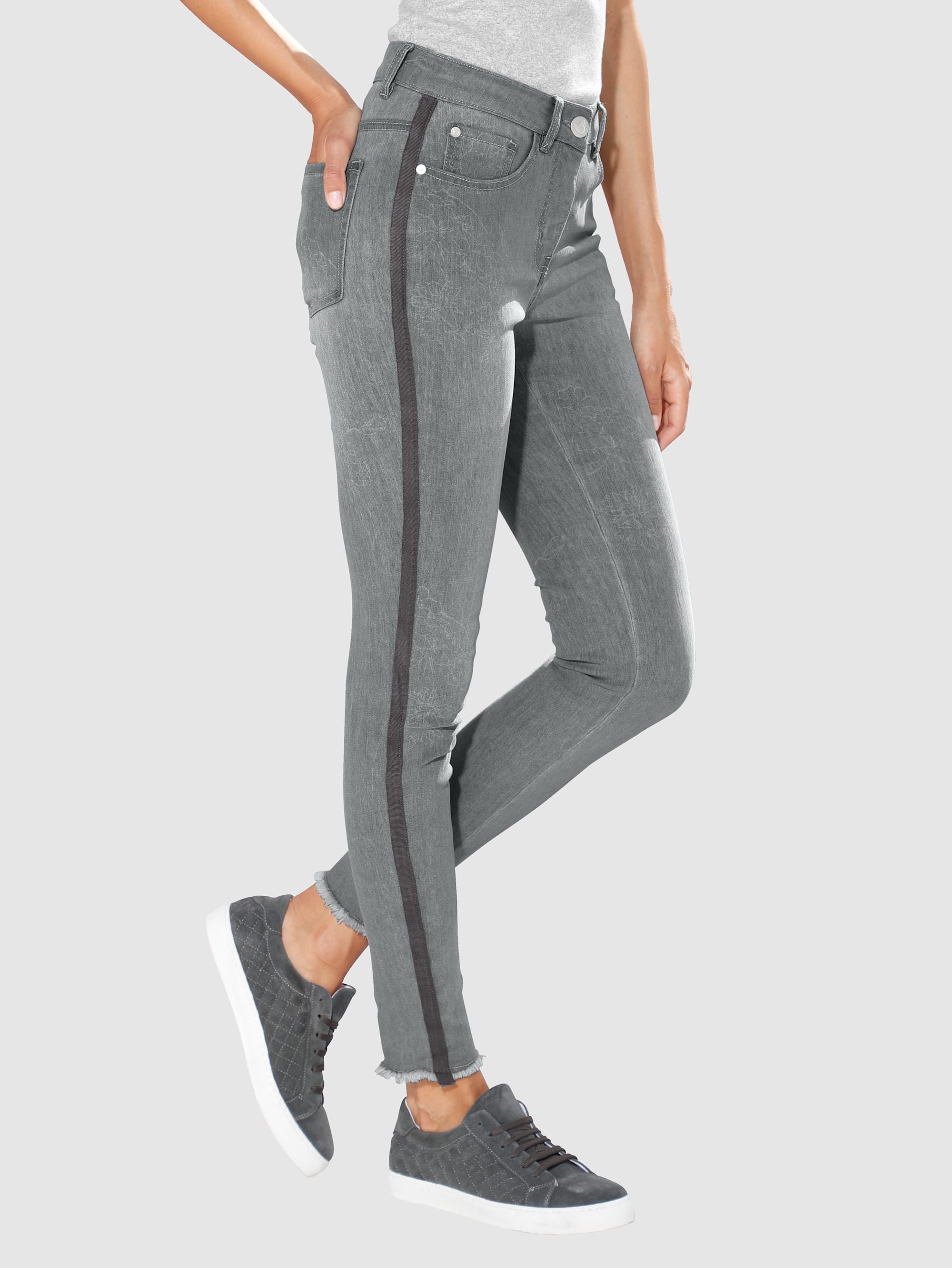 Jeans Mit Fransensaum Fur Damen Online Kaufen Baur