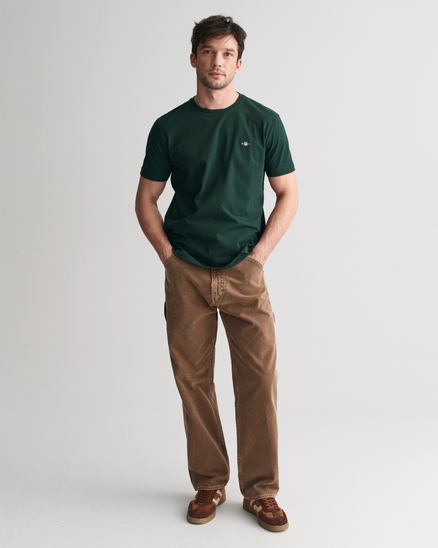 Gant T-Shirt »REG SHIELD SS T-SHIRT«, mit Logostickerei auf der Brust