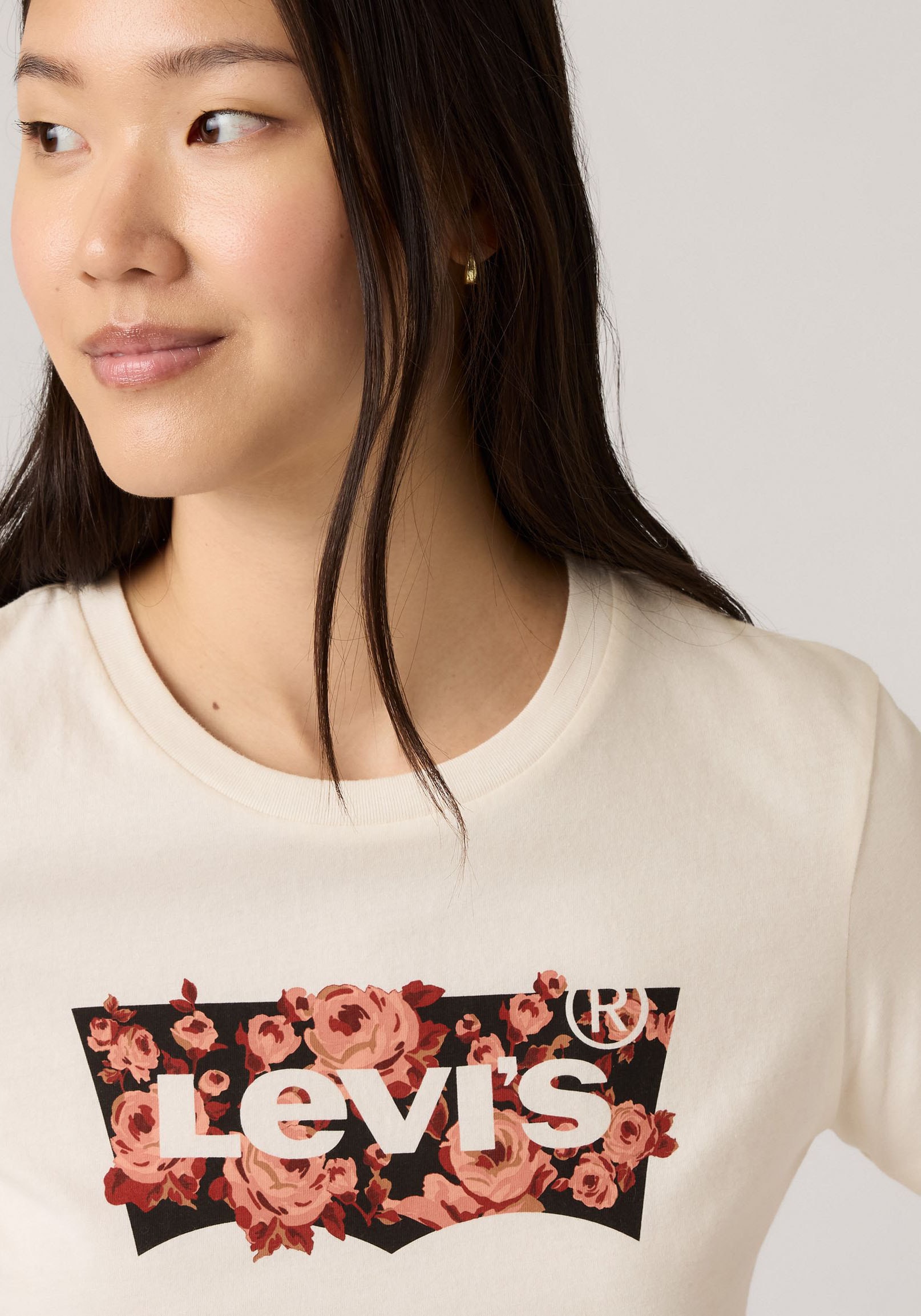 Levi's® T-Shirt »LSE THE PERFECT TEE«