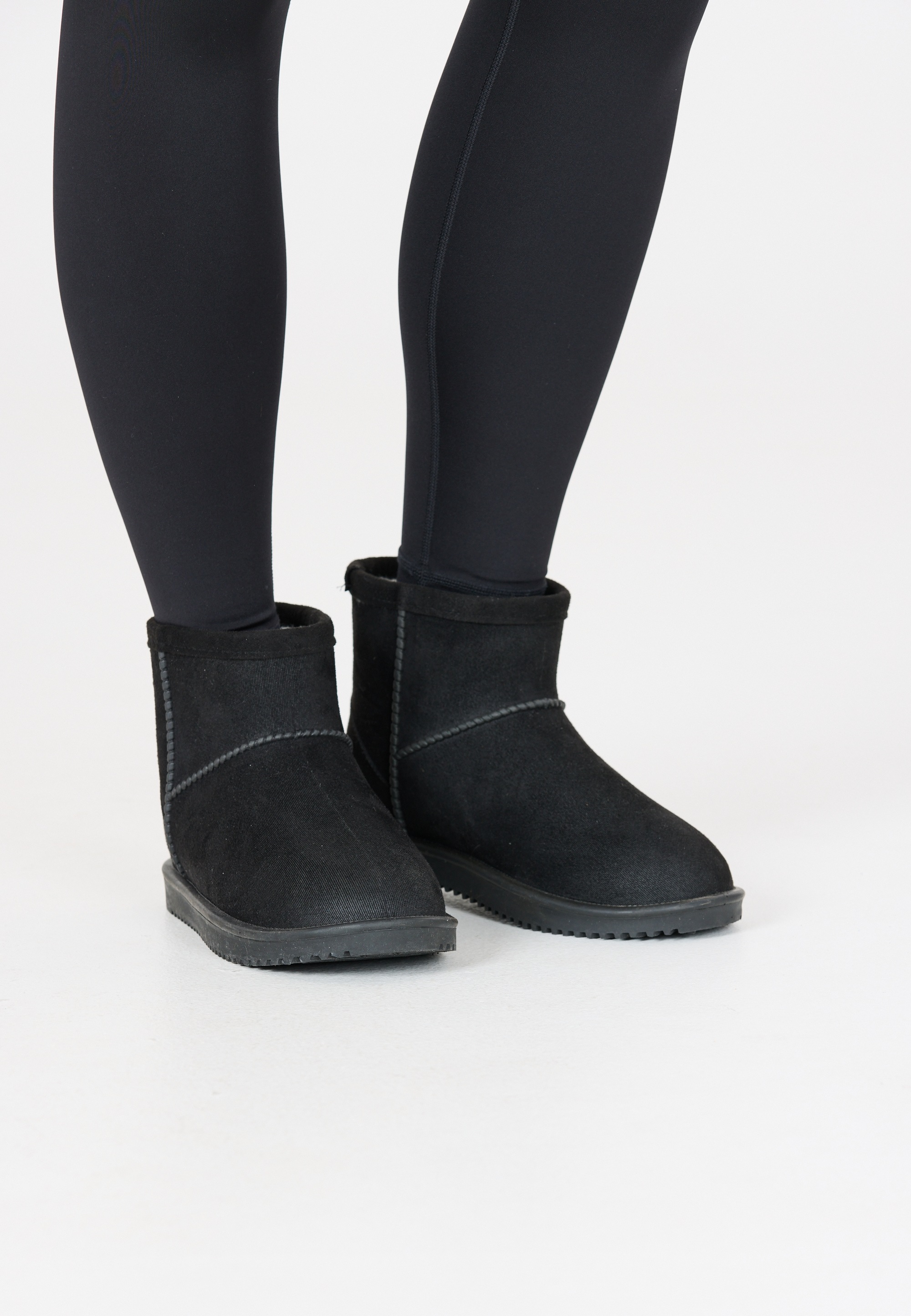 WHISTLER Stiefel »Dax«, mit kuscheligem Woll-Innenmaterial