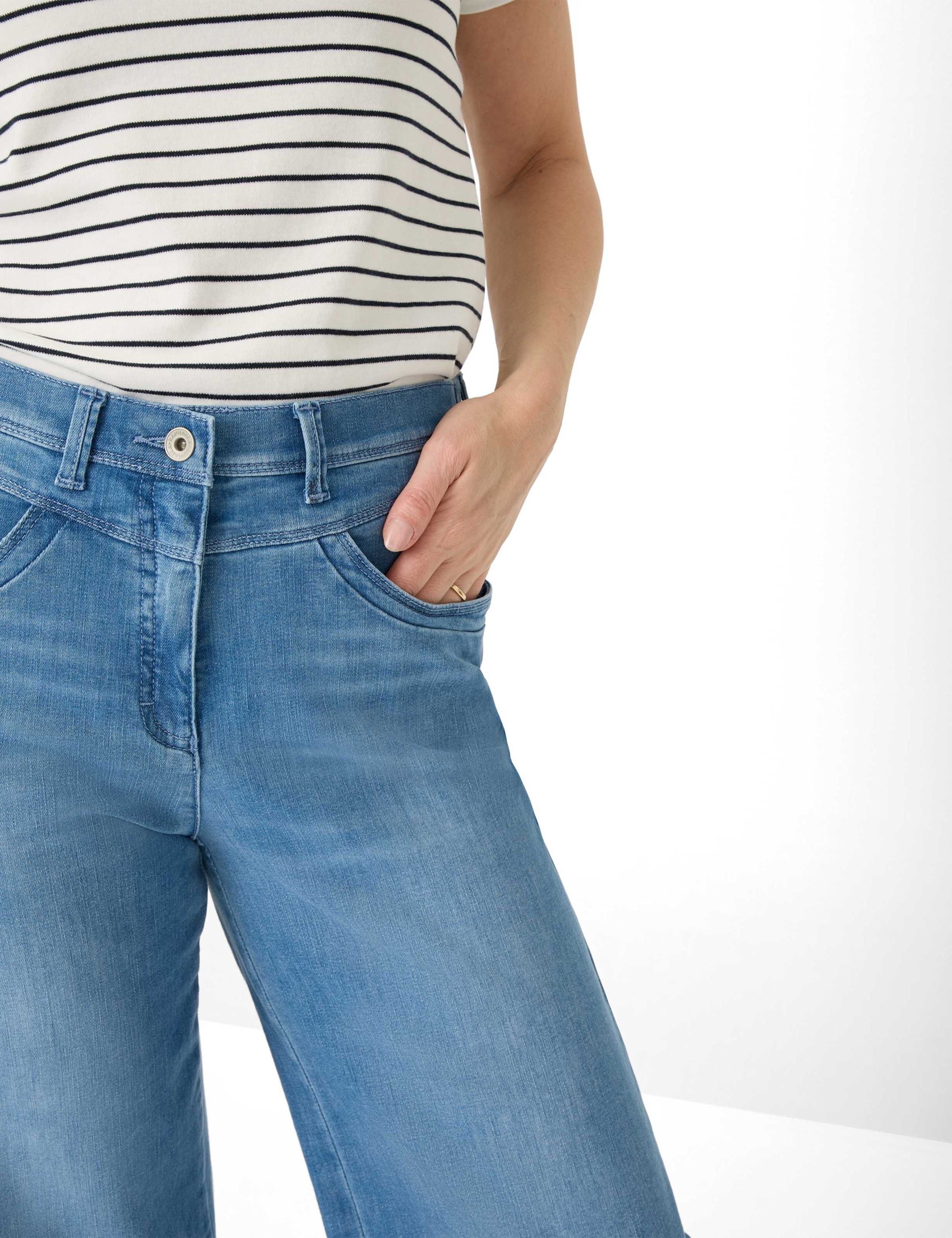 RAPHAELA by BRAX 5-Pocket-Jeans »Style LAURA FLARED«