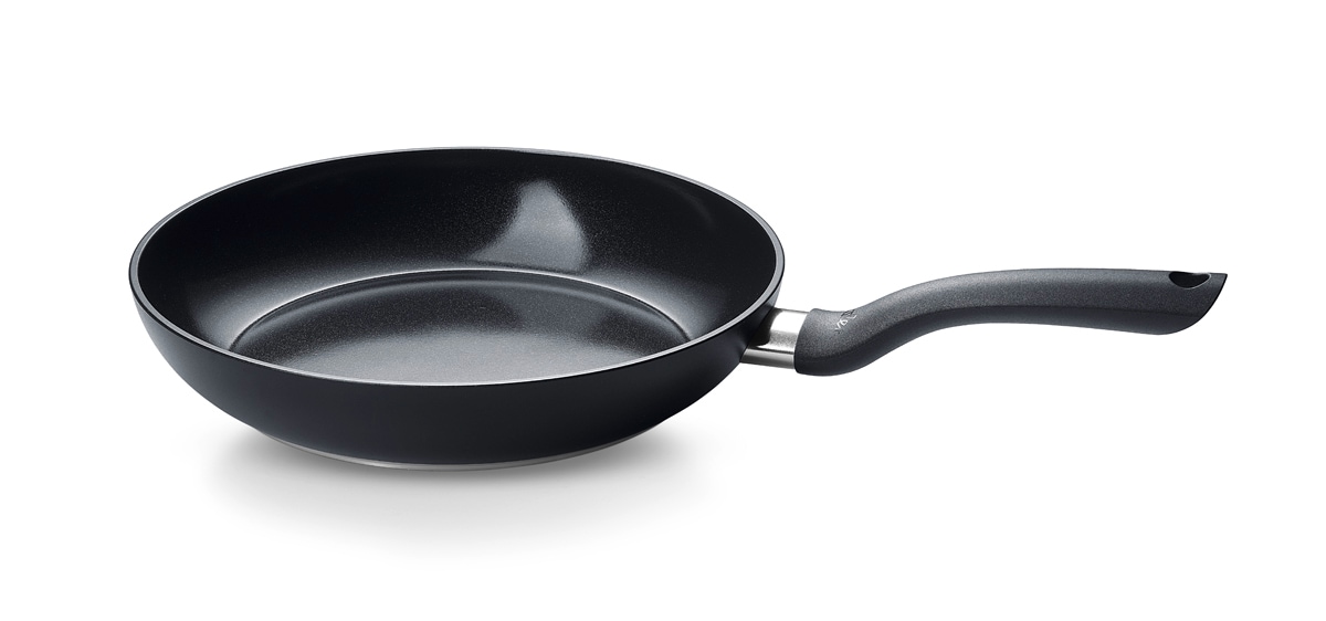 Fissler Pfannen-Set »Essential« Aluminium Set, je 1x Keramikpfanne 24 + 28 cm, 2 tlg. tlg. leicht zu reinigen, Made in Germany