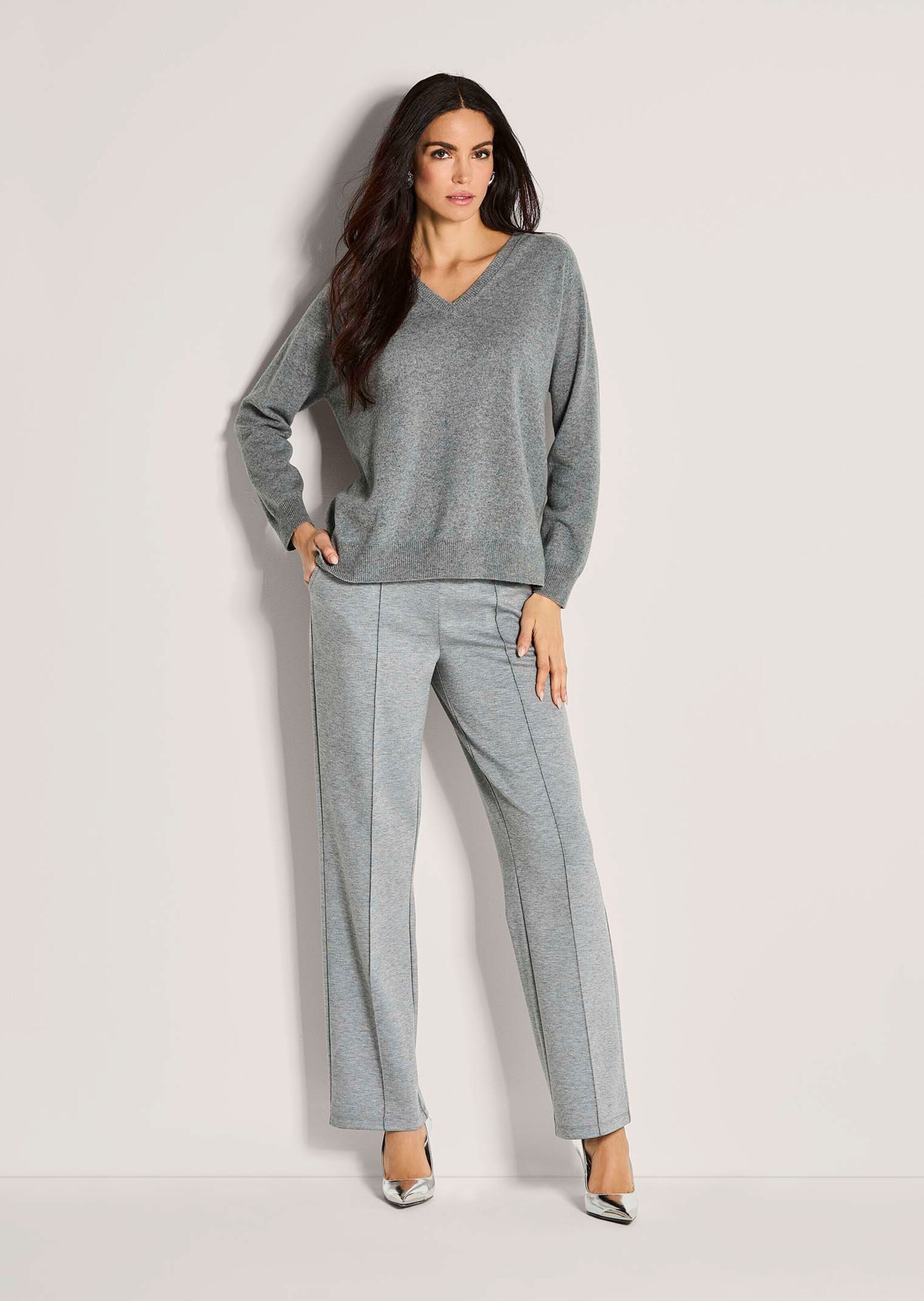 MADELEINE Longpullover "Kaschmirpullover Casual Strickpullover mit V-Aussch günstig online kaufen