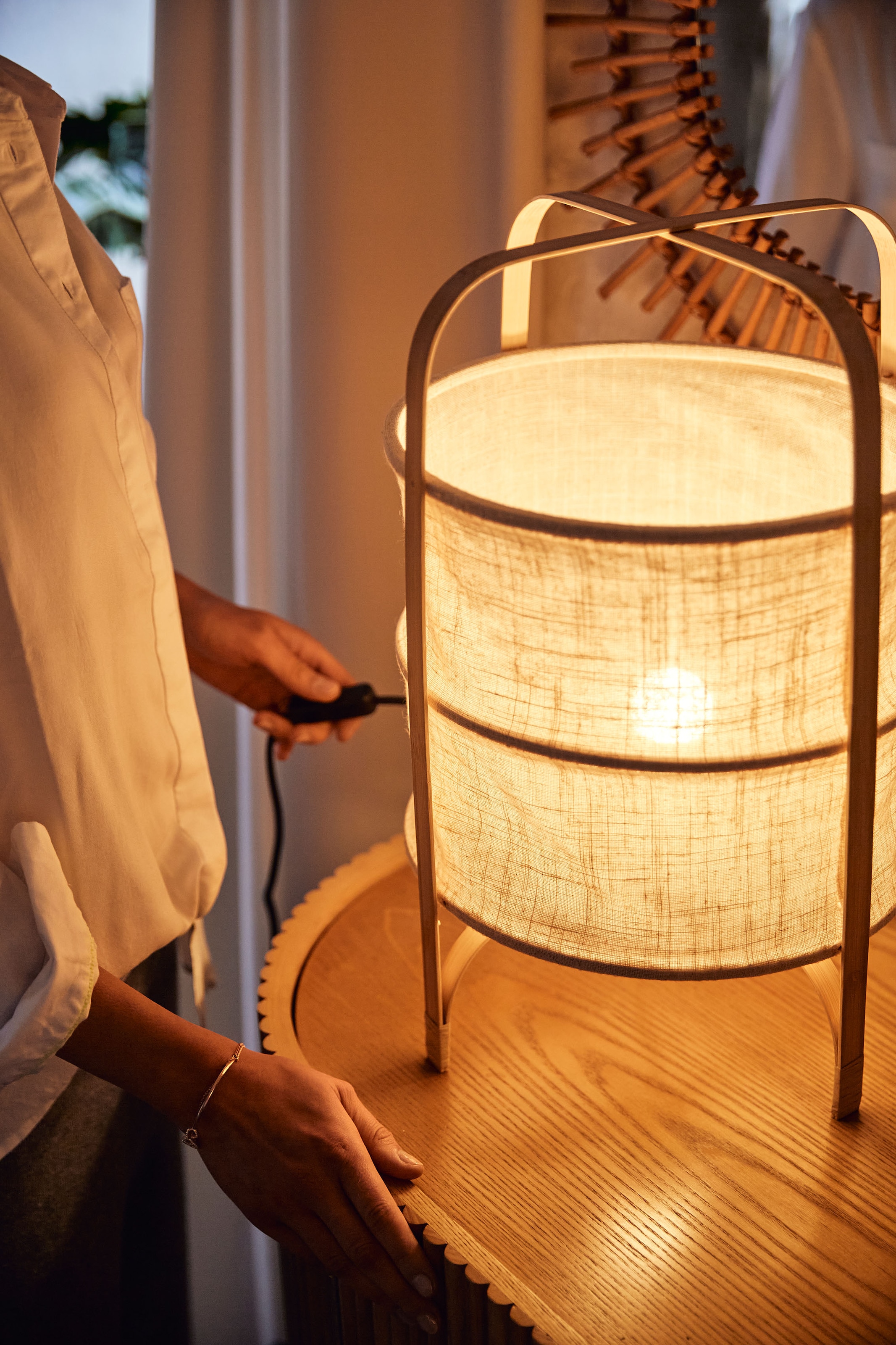 »McAnany Schirm beige/natur und Home Tischlampe flammig-flammig, 1 mit Rahmen, | BAUR E27, Tischleuchte affaire Way«, Textil Holz