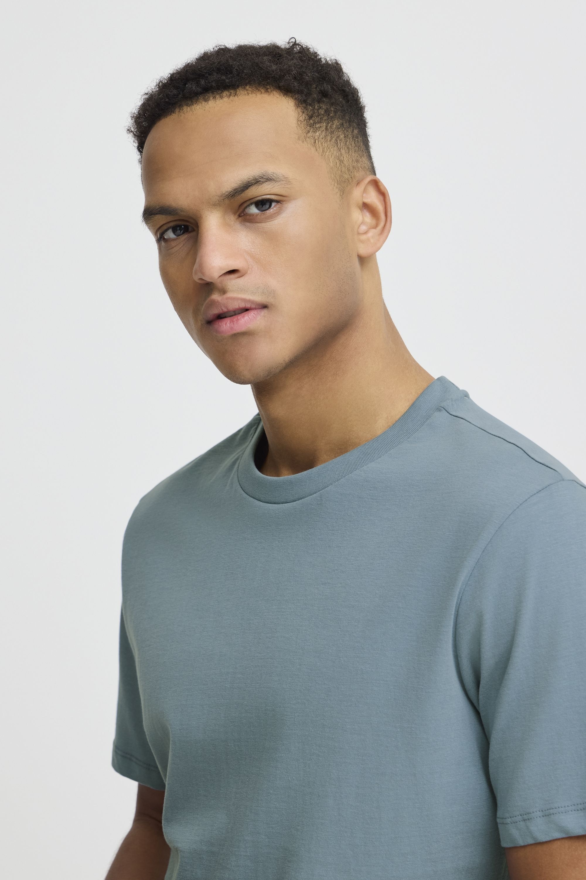Blend Rundhalsshirt »Rundhalsshirt BHVAGO«
