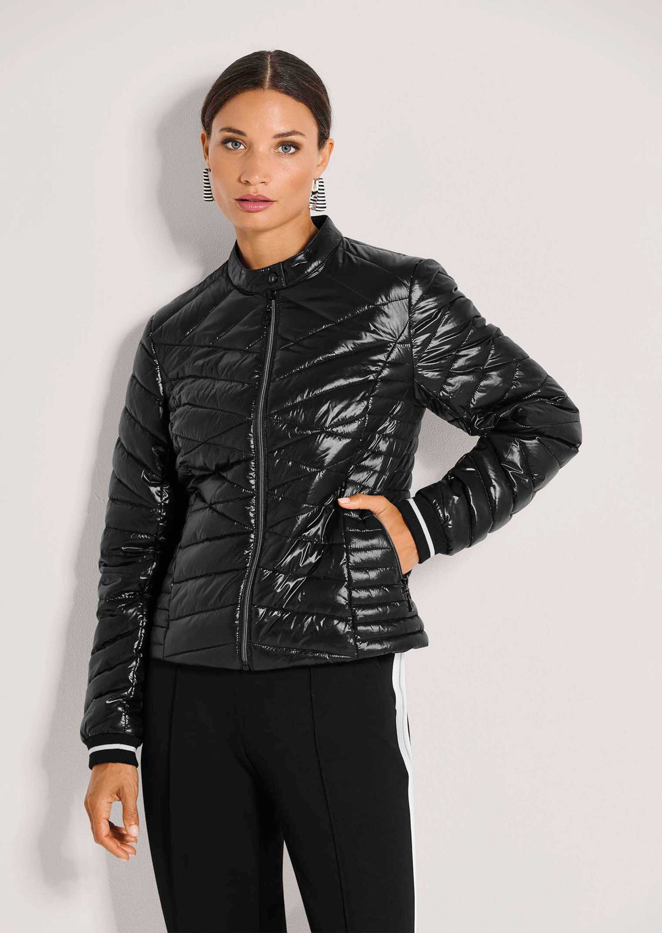 Thumbnail - MADELEINE Kurzjacke "Steppjacke Moderne Daunenjacke mit Stehkragen"