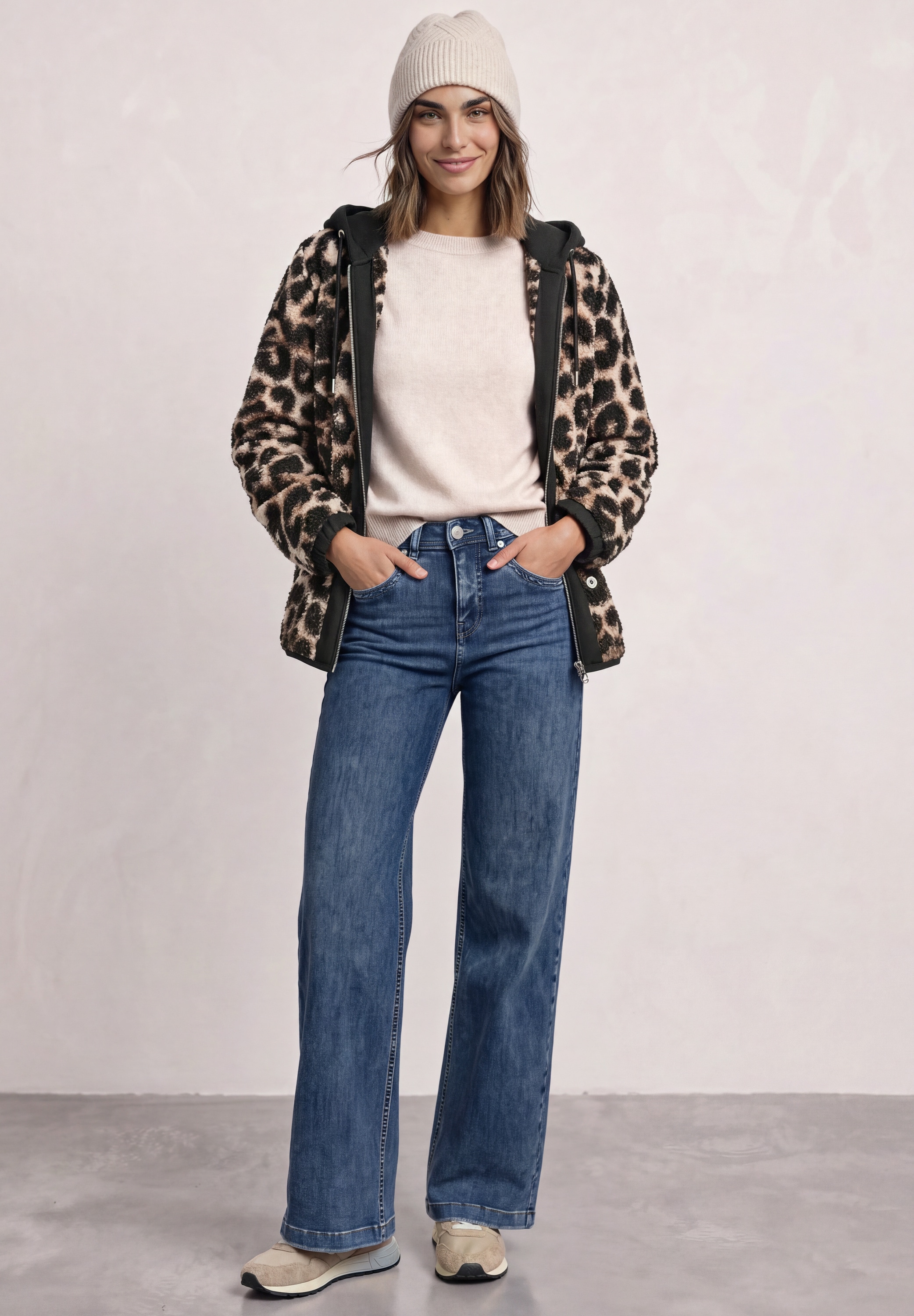 STREET ONE Fellimitatjacke mit Kapuze mit abnehmbarer Kapuze