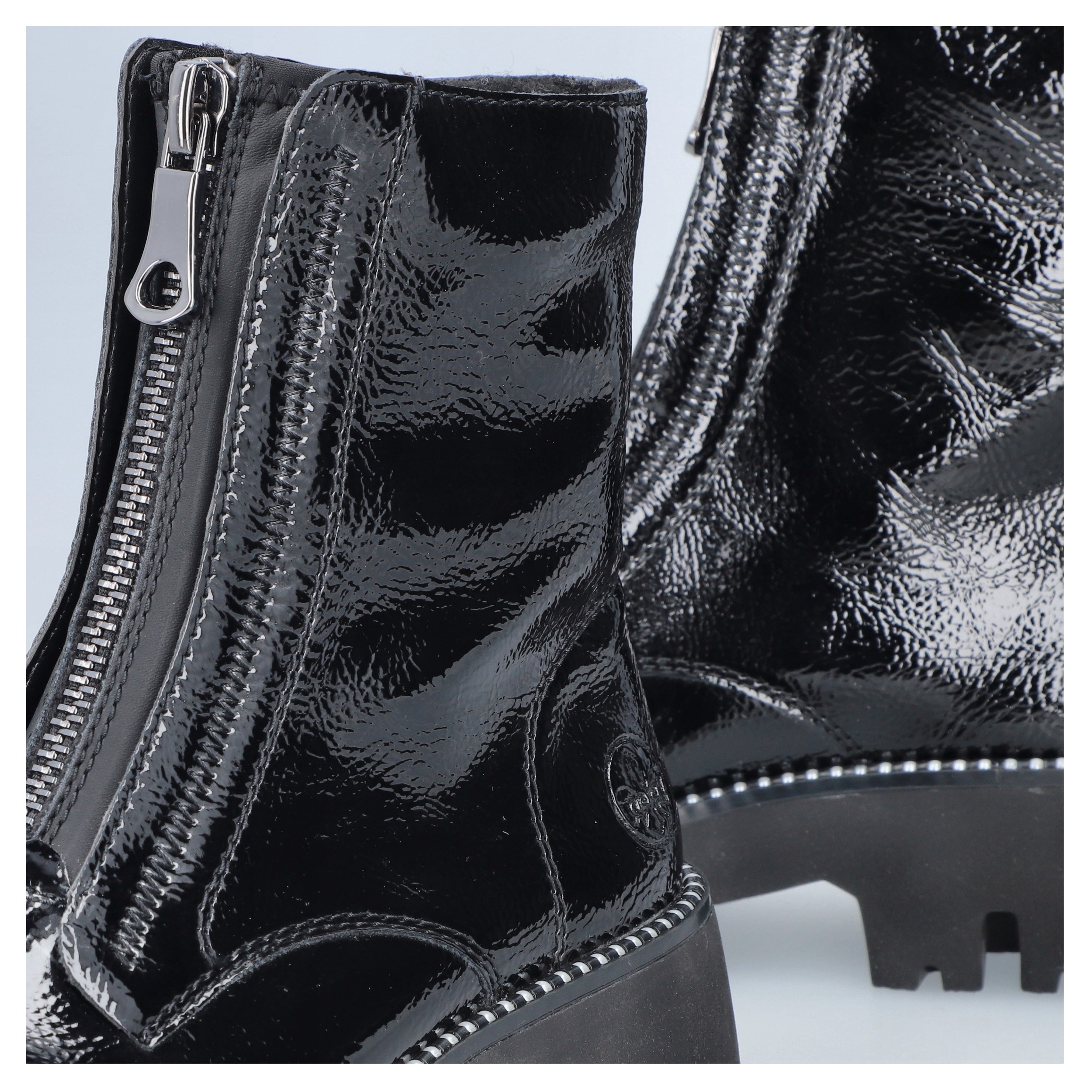 Rieker Winterstiefelette, Boots, Front Reißverschluss, Profilsohle, Nieten besetzter Rahmen