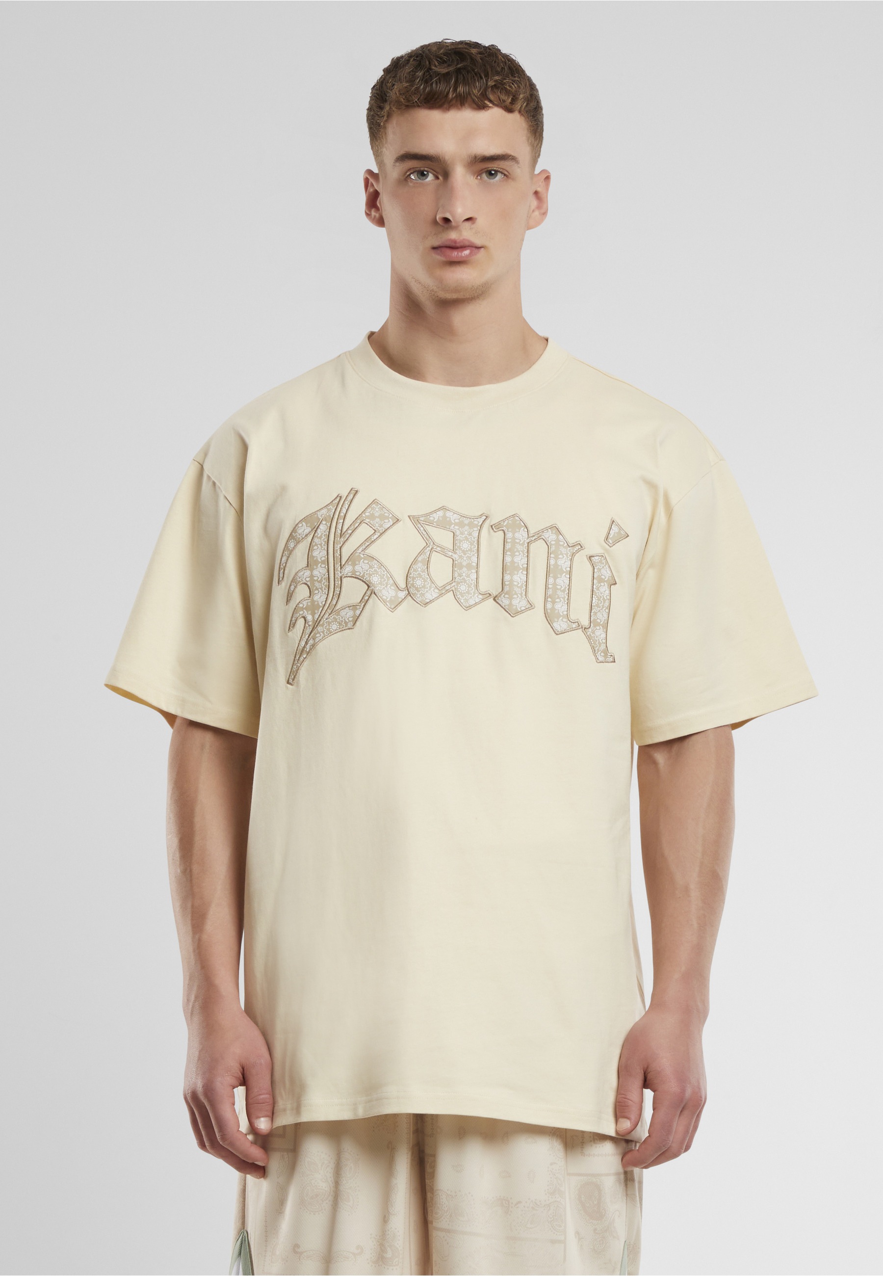 Karl Kani T-Shirt »Karl Kani Kani Paisley Letter T-Shirt« 1 Stk.
