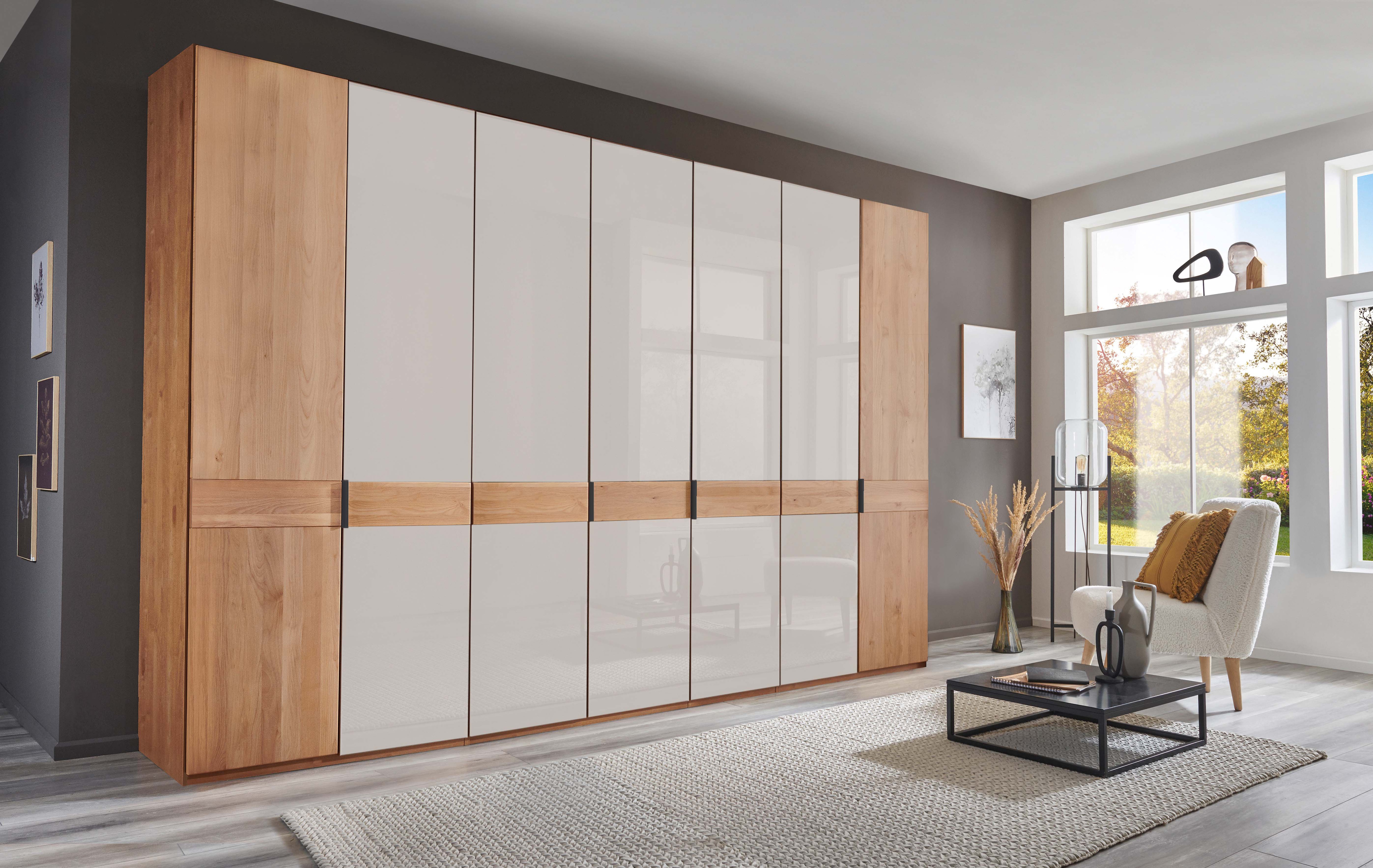 WIEMANN Kleiderschrank "Cardiff, Massivholztüren in Kombination mit Glas- oder Spiegeltüren" 4 Breiten, 2 Höhen 216/236cm auswählbar, hochwertiges Design in langlebiger Qualität, viel Stauraum
