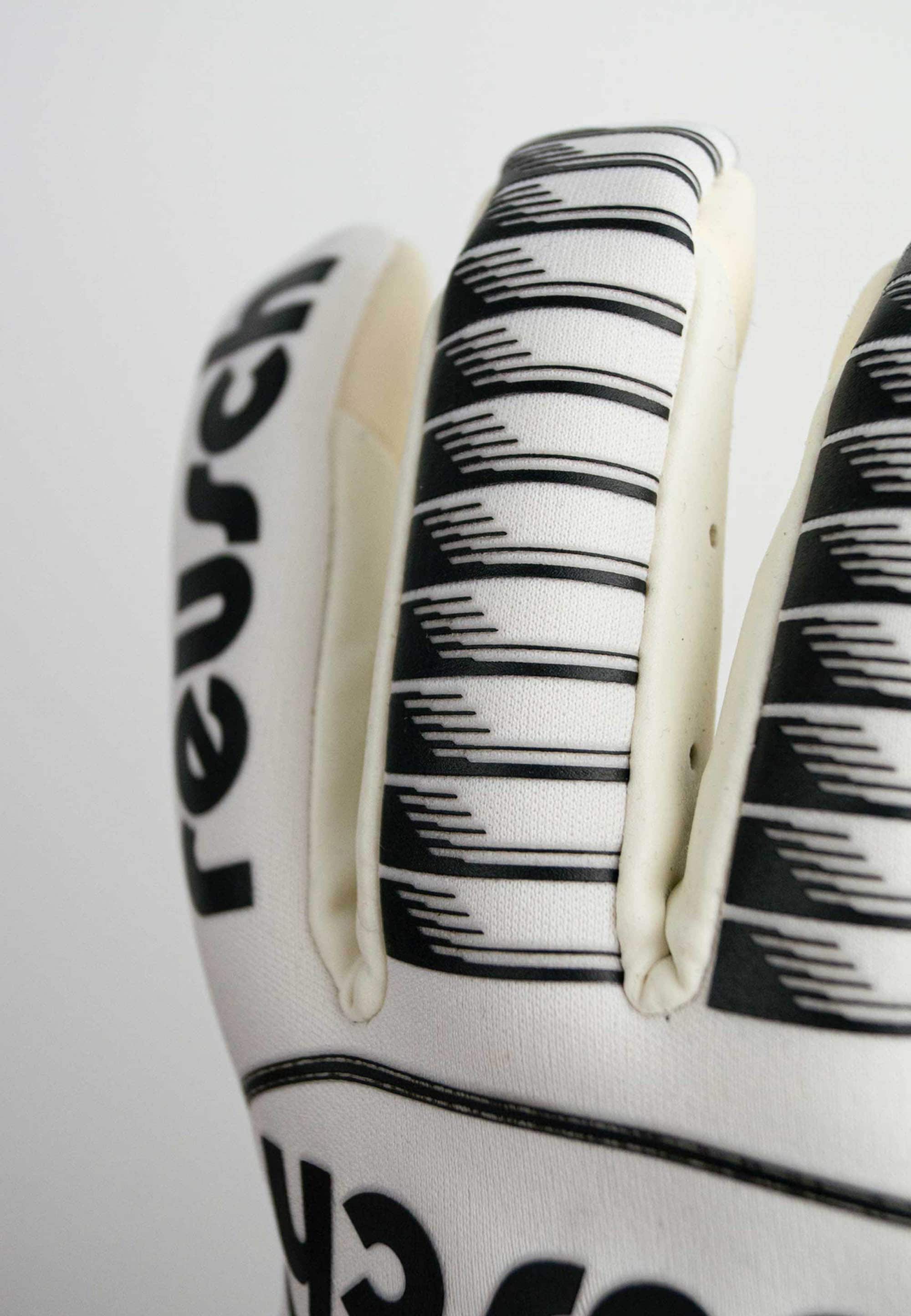 Reusch Torwarthandschuhe »Arrow Gold X«, mit hervorragendem Grip