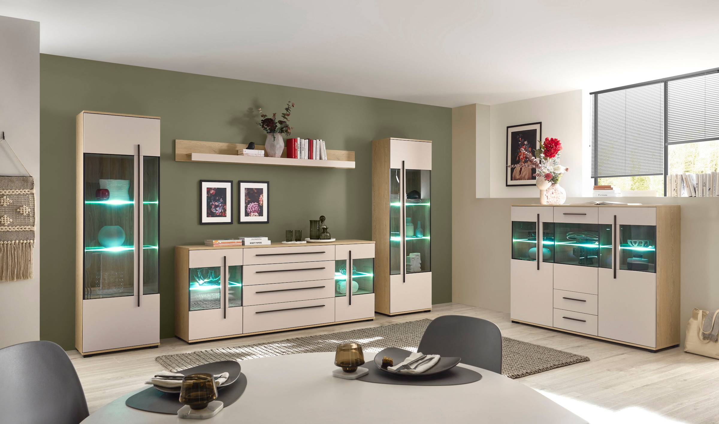 Home affaire Highboard »Cantara, moderner Schrank, Vitrine in Eiche Dekor, Weiß oder Kaschmir« schwarze Stangengriffe, ausreichend Stauraum, vielseitig einsetzbar
