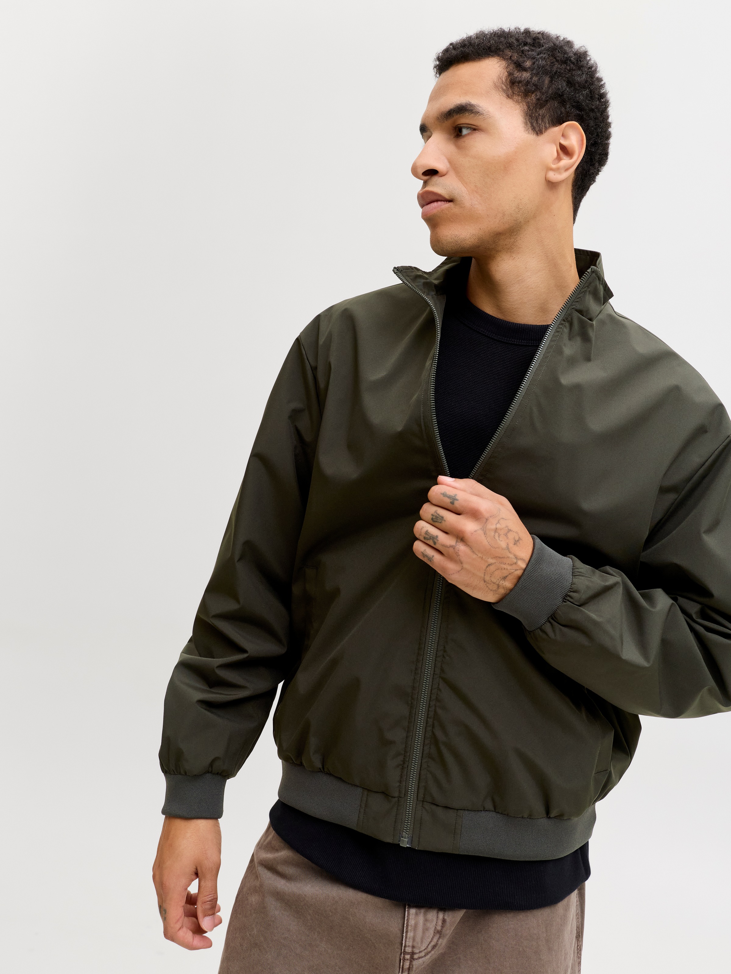 Jack & Jones Bomberjacke "JJECHARGE STAND COLLAR BOMBER NOOS" mit Stehkrage günstig online kaufen