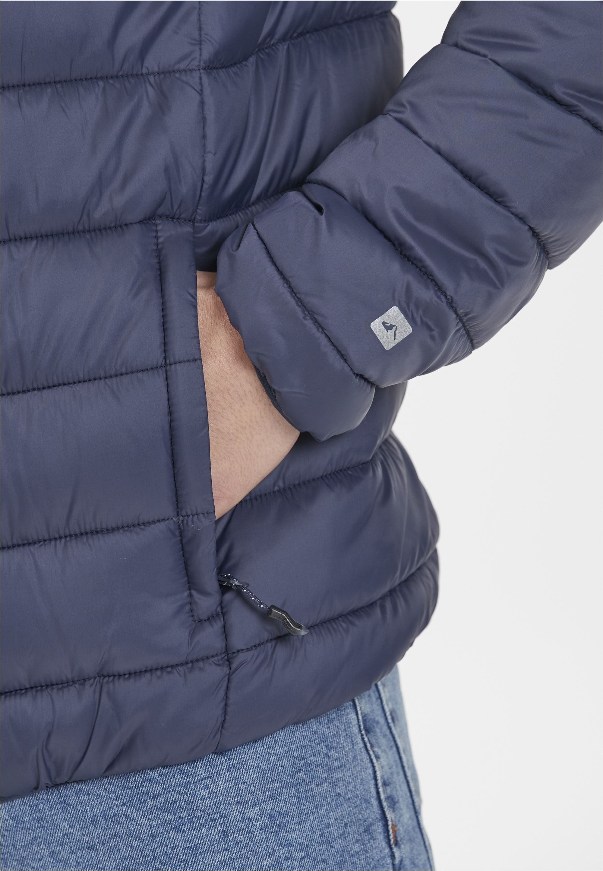 WHISTLER Outdoorjacke »Leopold M Pro-lite« mit leichter Kunstfaserfüllung