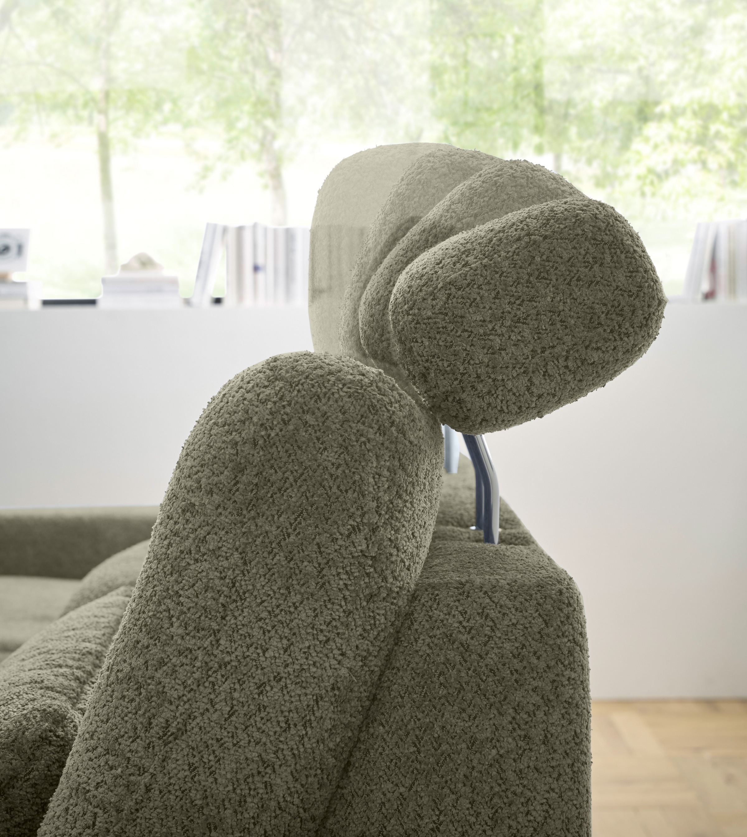 set one by Musterring Ecksofa »SO 3600, inkl motor. Sitztiefenverstellung, Kopfstützen, Nierenkissen«, Sitzhöhe 44 cm, Federkern, Breite 293 x Tiefe 180 cm, Kama olive