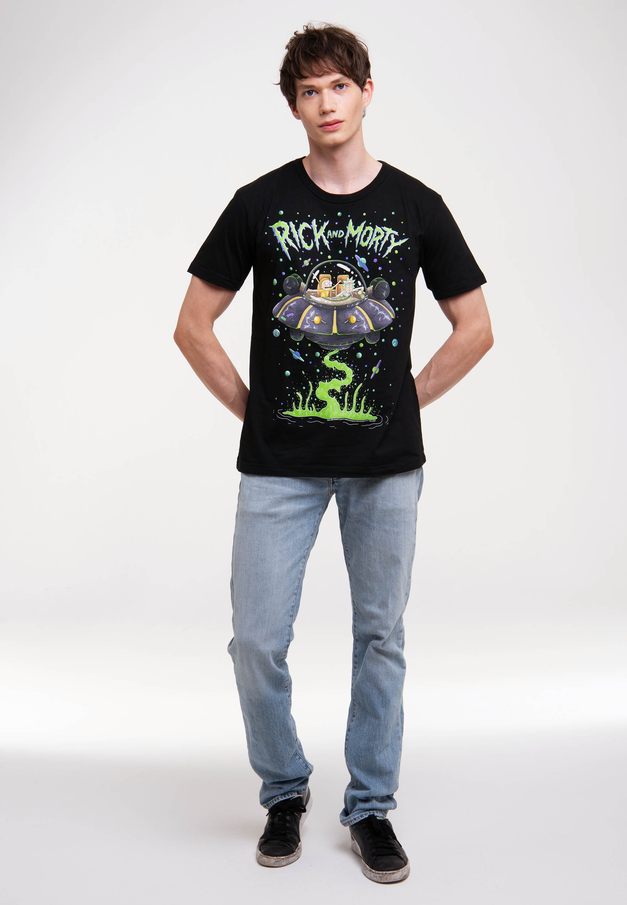 LOGOSHIRT T-Shirt »Rick & Morty - Raumschiff«, mit lizenziertem Print