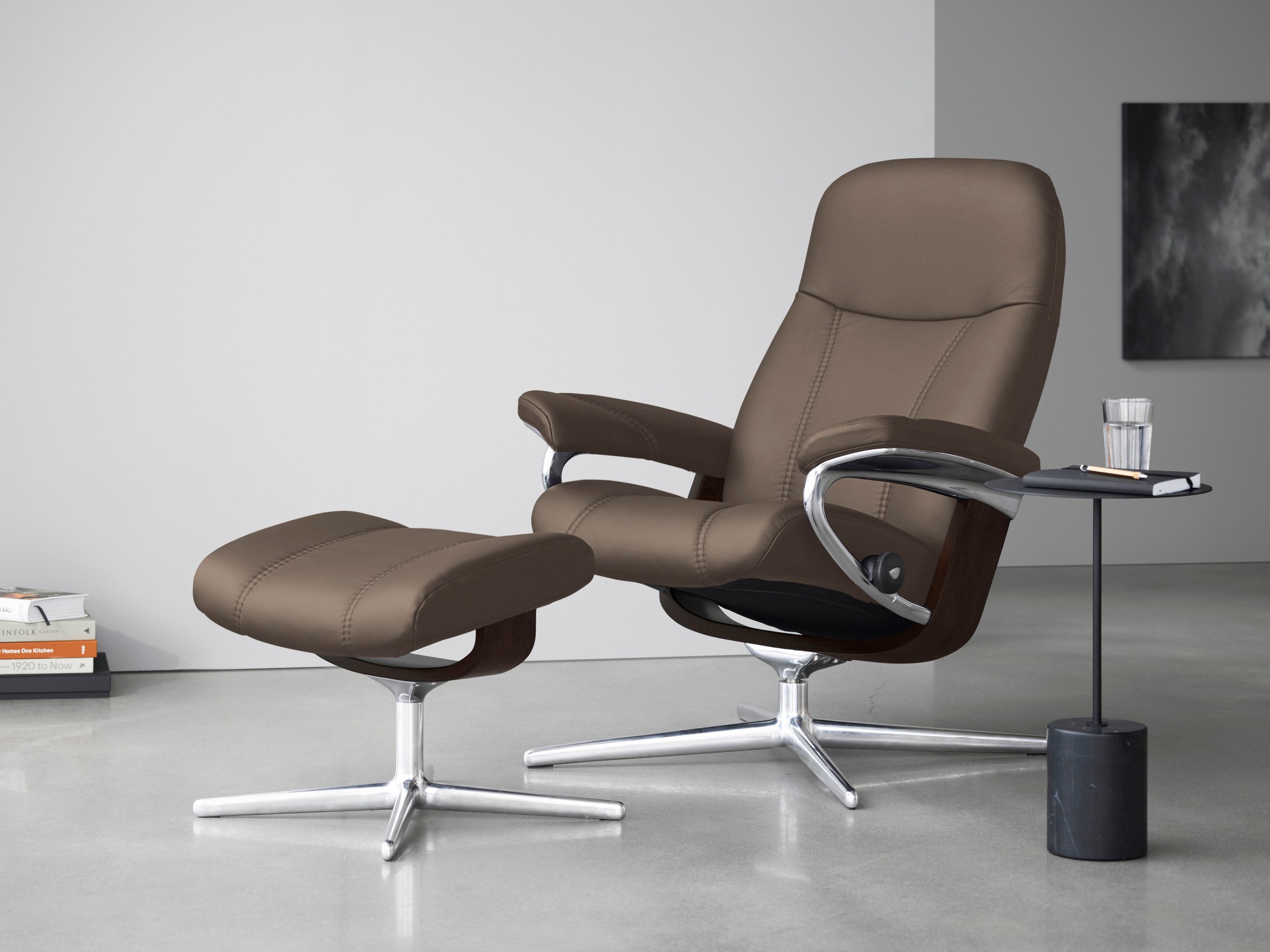 Stressless Relaxsessel "Consul" mit Cross Base, Größe S, M & L, Holzakzent Braun