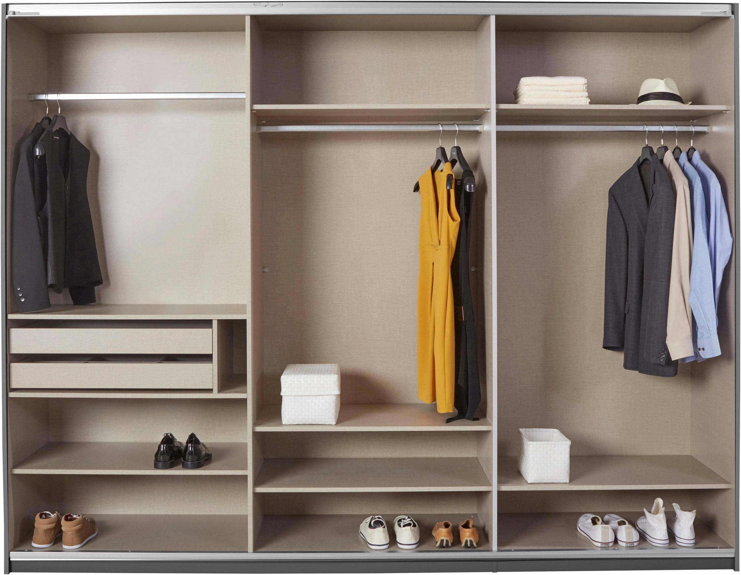 rauch Schwebetürenschrank »Kleiderschrank Schrank Garderobe Wäscheschrank BESTSELLER KEPAN«, inkl. Schubladen-Einsatz und extra Einlegeböden MADE IN GERMANY