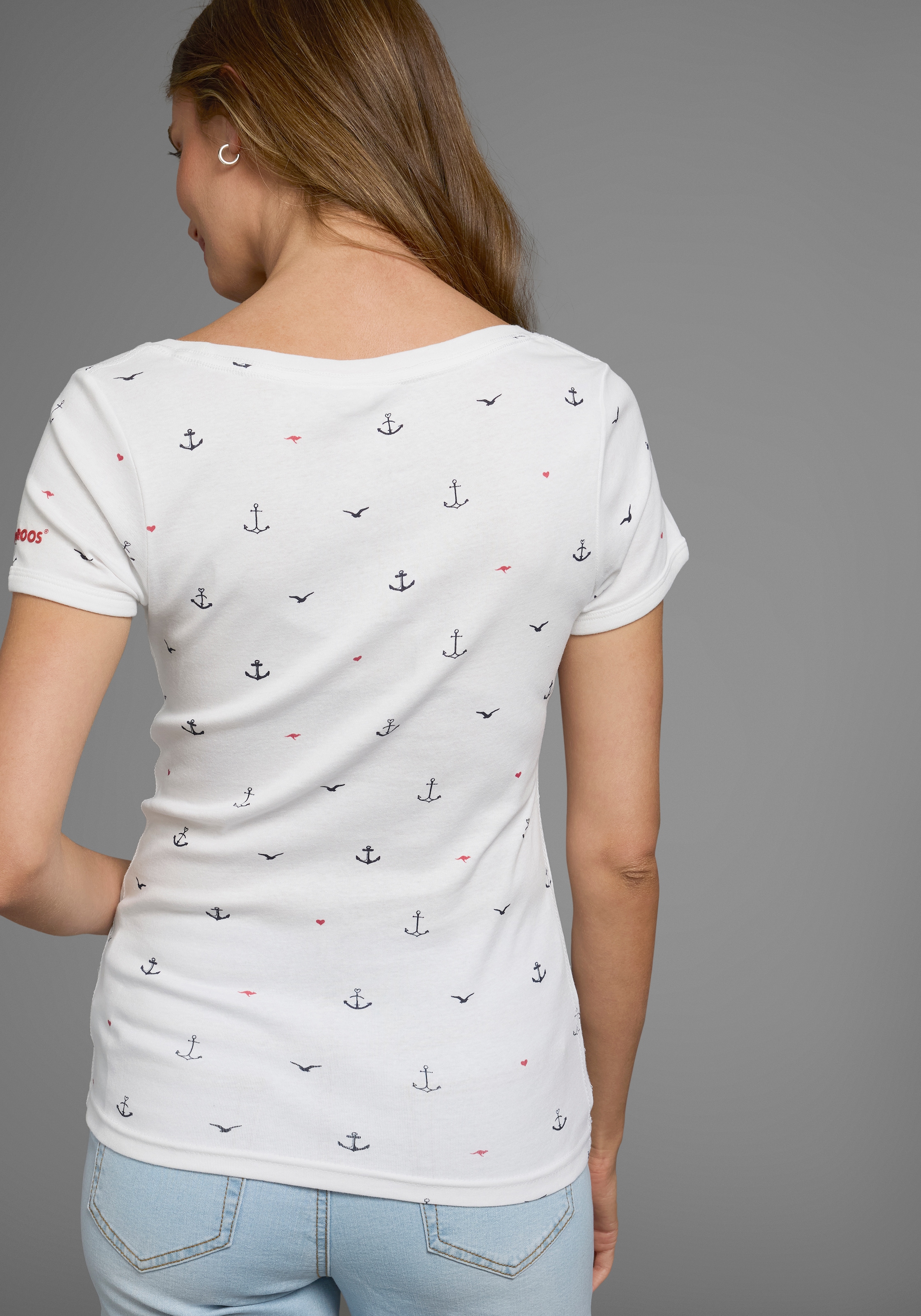 KangaROOS T-Shirt, kurzärmelig, sehr figurbetont und hüftbedeckend