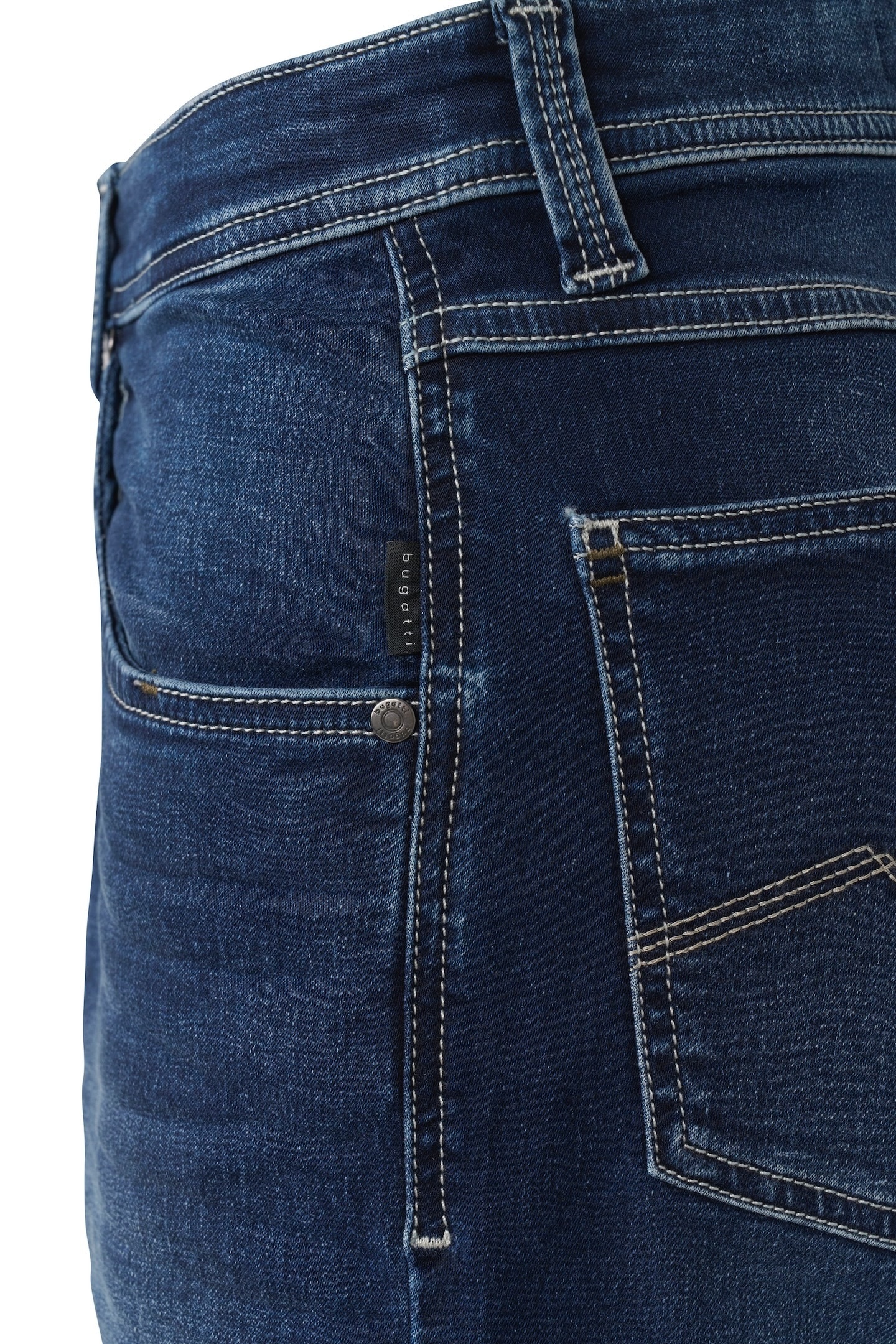 bugatti Bermudas, im Used-Wash-Design