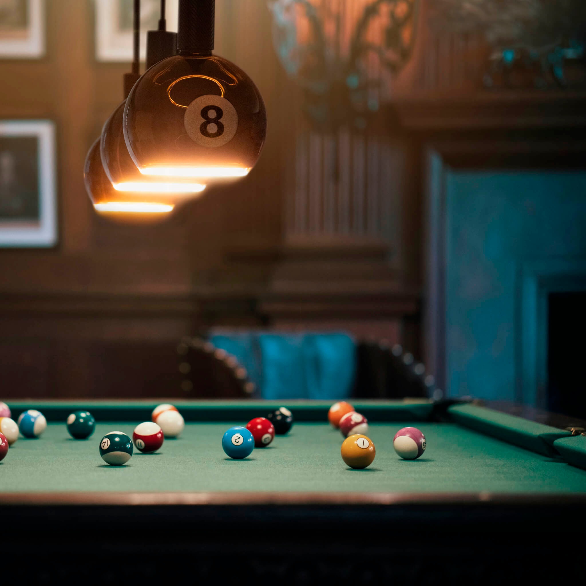 SEGULA LED-Leuchtmittel »LED Floating Billard 200 black 8«, E27, 1 St., Extra-Warmweiß, handmade