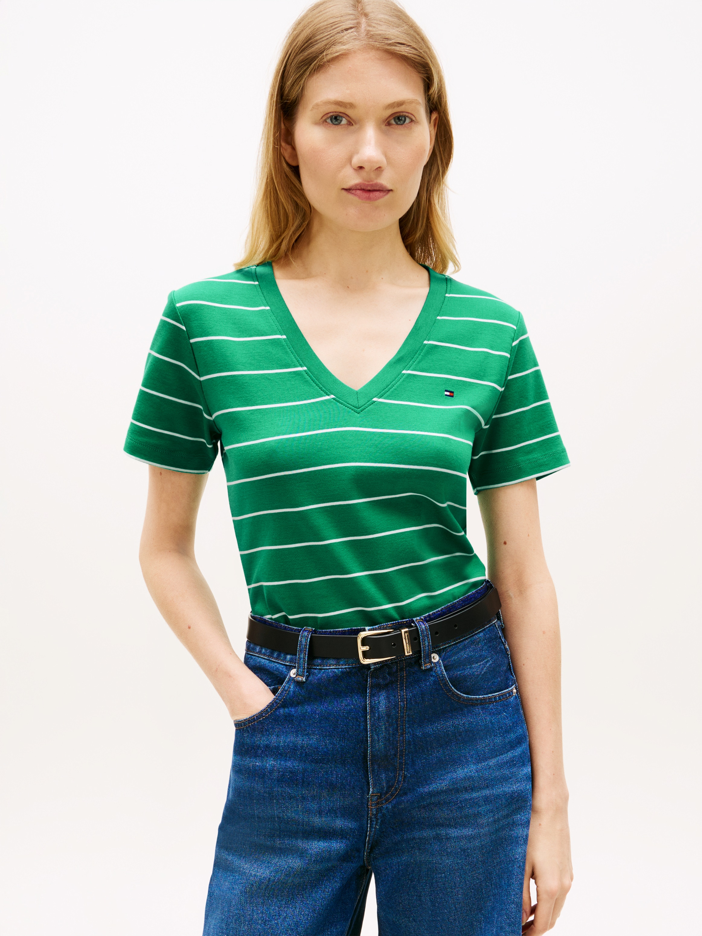 Tommy Hilfiger T-Shirt "SLIM CODY V-NECK SHORT SLEEVE" aus Baumwolle, Logos günstig online kaufen