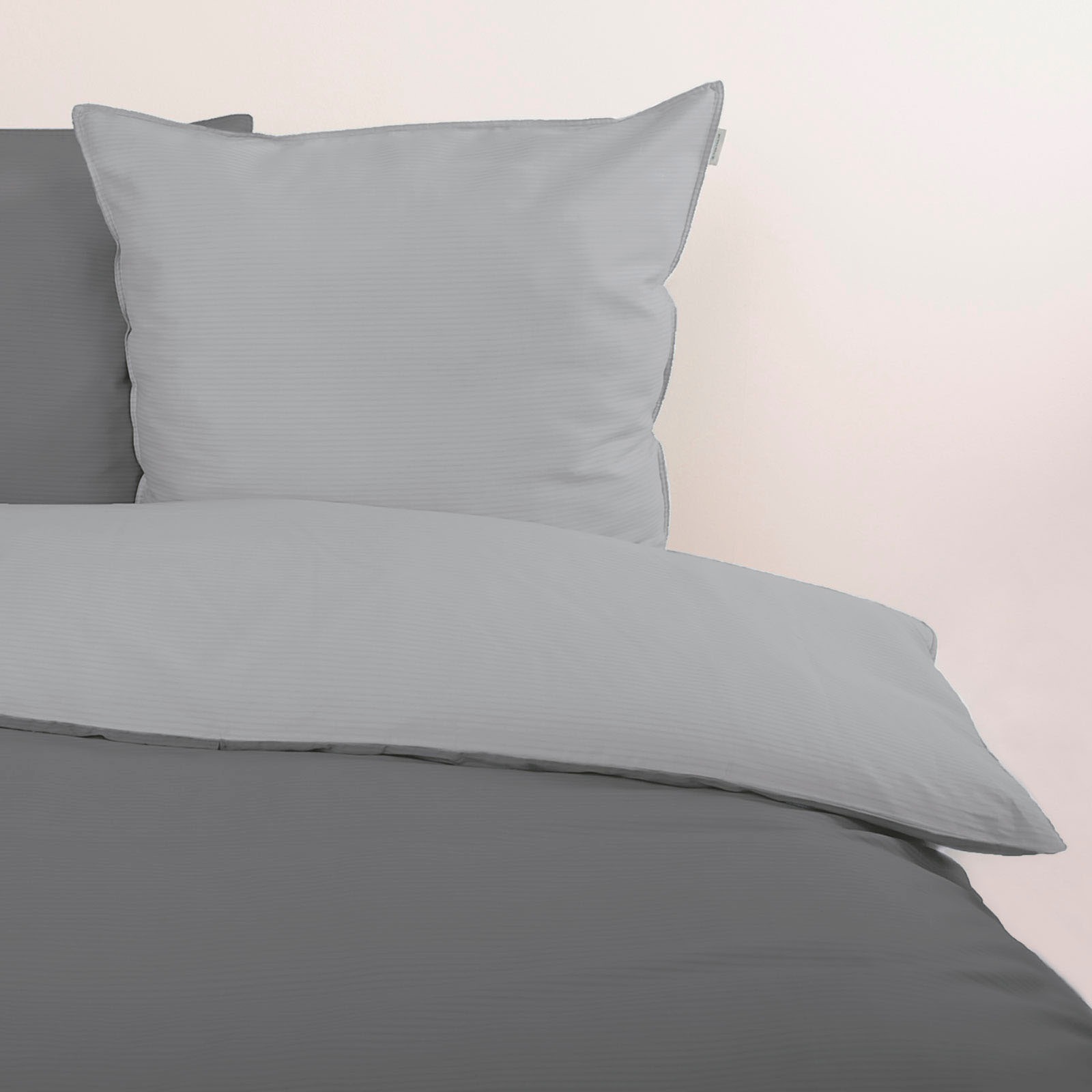 TOM TAILOR HOME Bettwäsche »TWO-TONE SOLID COLORS in Gr. 135x200cm, 155x220cm oder 200x220cm«, new bedroom, Doppelnaht am Kissen