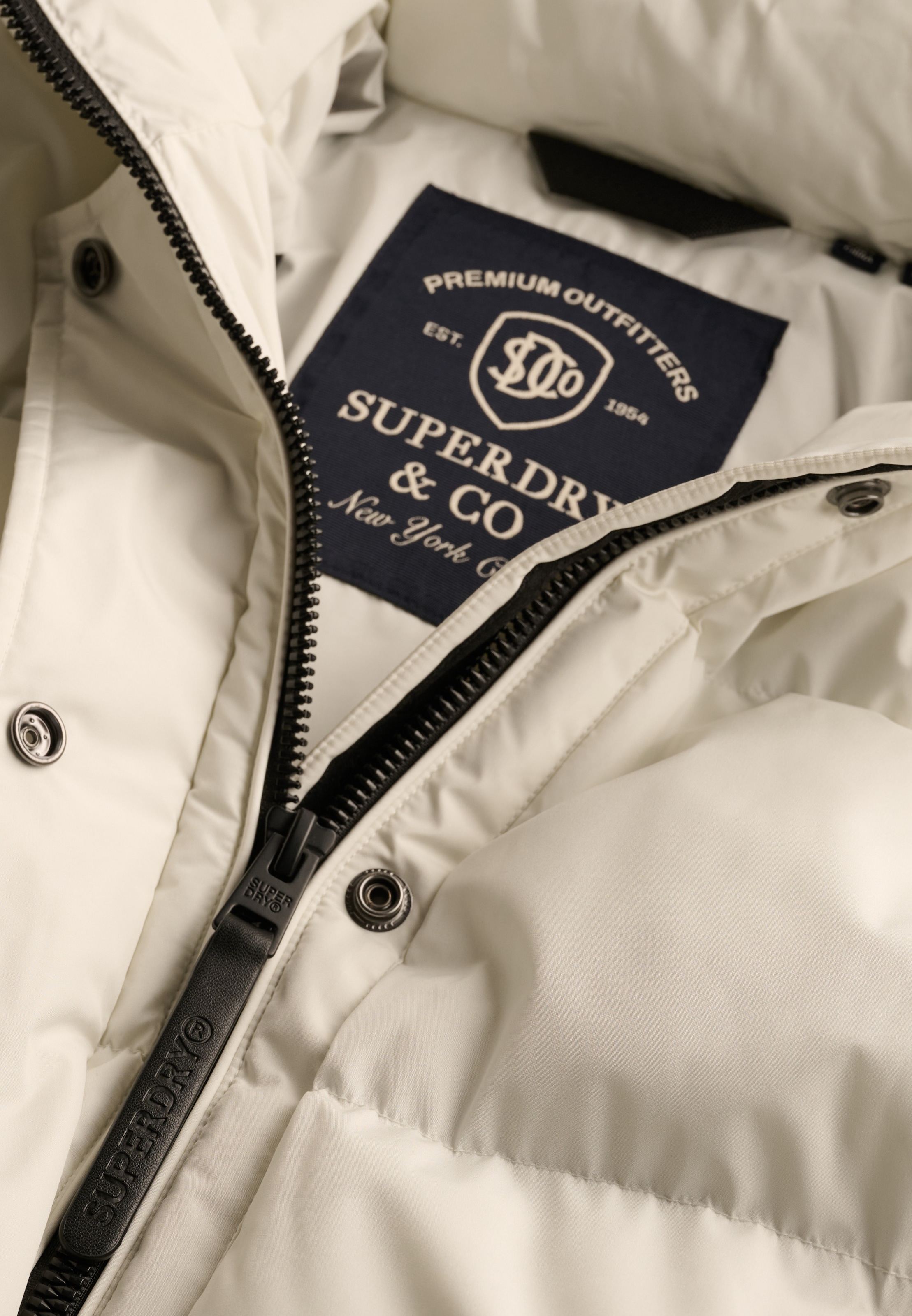 Superdry Steppjacke »HOODED 5 BAFFLE SPORTS PUFFER« mit Kapuze Kunstfaser, relaxed fit